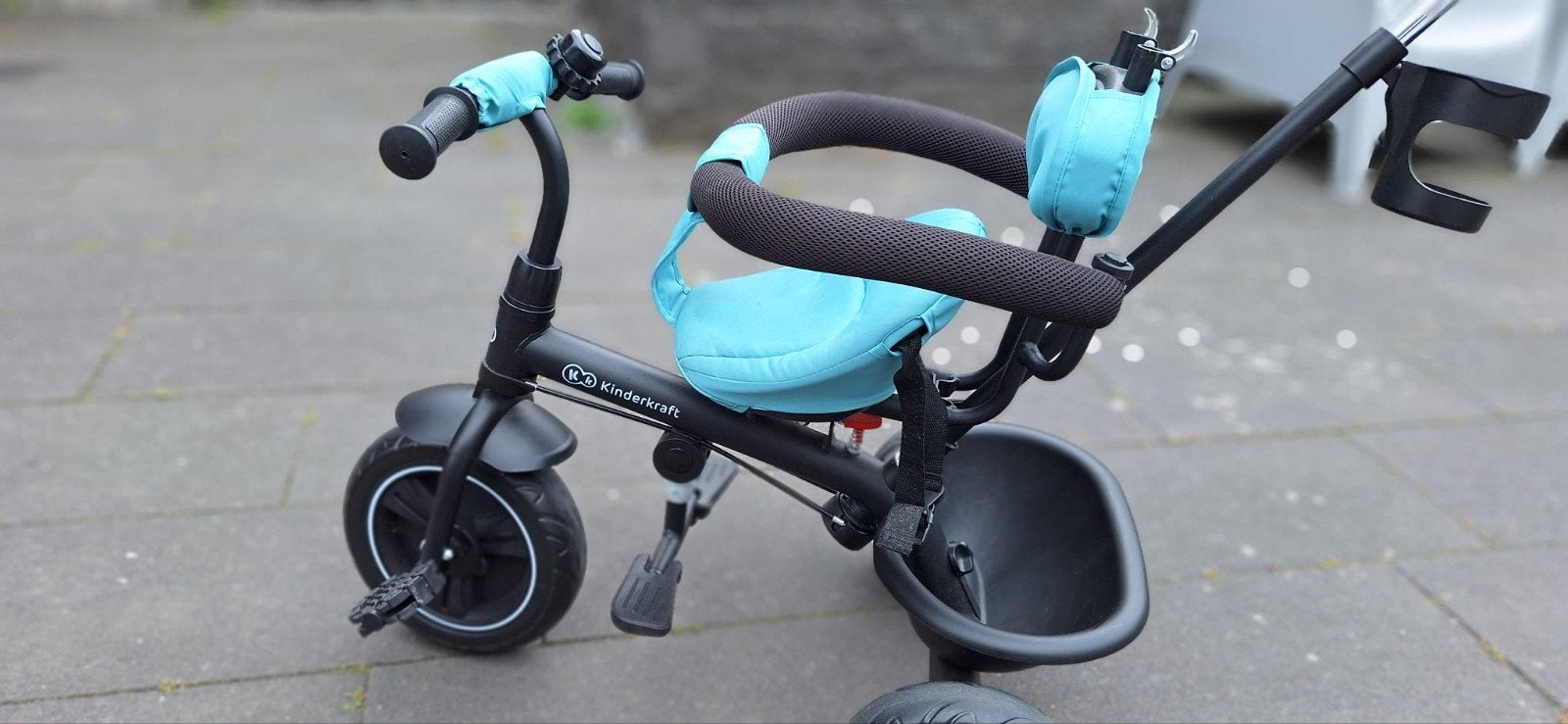 Groene driewieler met duwstangfunctie van Kinderkraft, Ophalen, Zo goed als nieuw, Kinderkraft, Verstelbare zitting