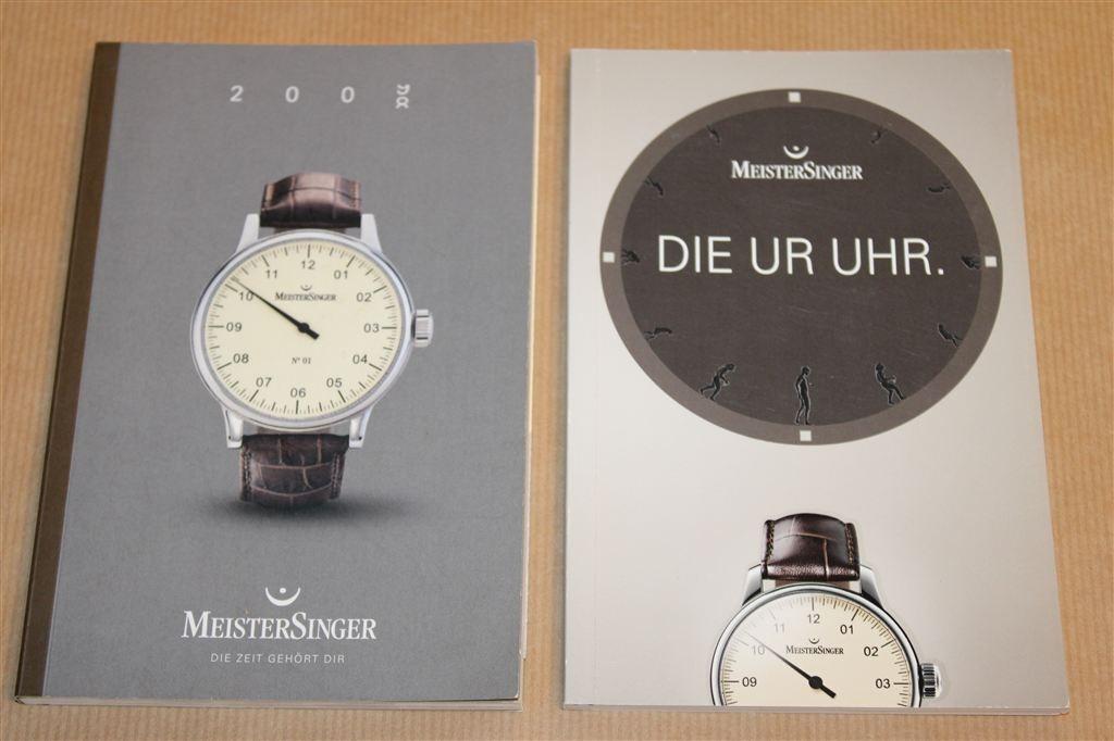 2 catalogi - MeisterSinger horloges, Ophalen of Verzenden, Zo goed als nieuw