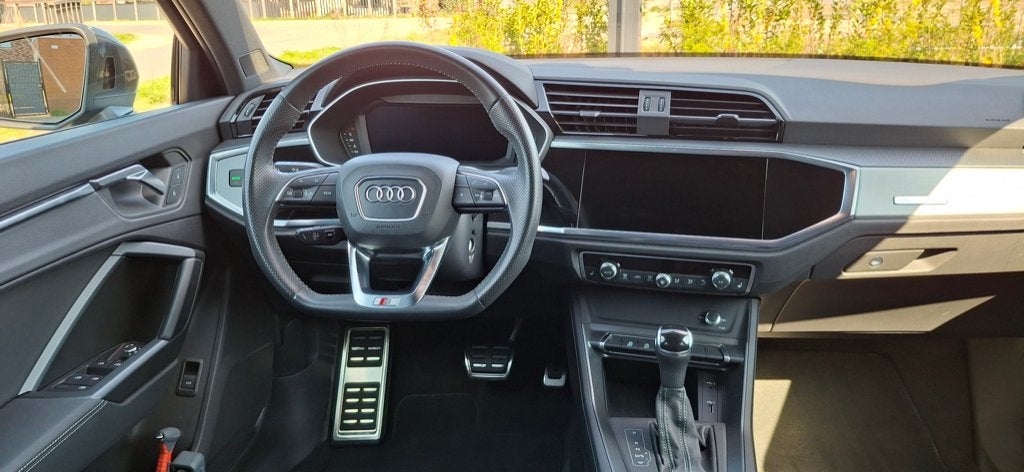 Foto 13 van Audi Q3 35 TFSI S-Line | Aut. | NL | Elec Trekhaak | Virtual