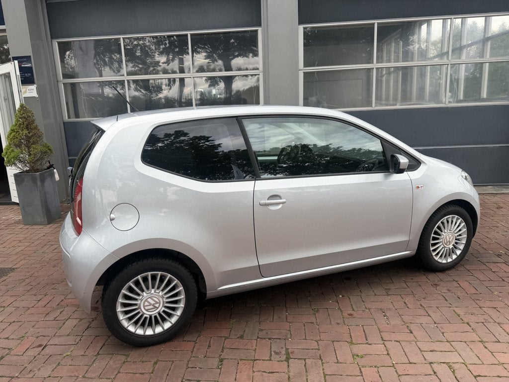 Volkswagen up! 1.0 high up! BlueMotion | LMV | 10-2012 211.9, Auto's, Voorwielaandrijving, Euro 5, Stof, Gebruikt