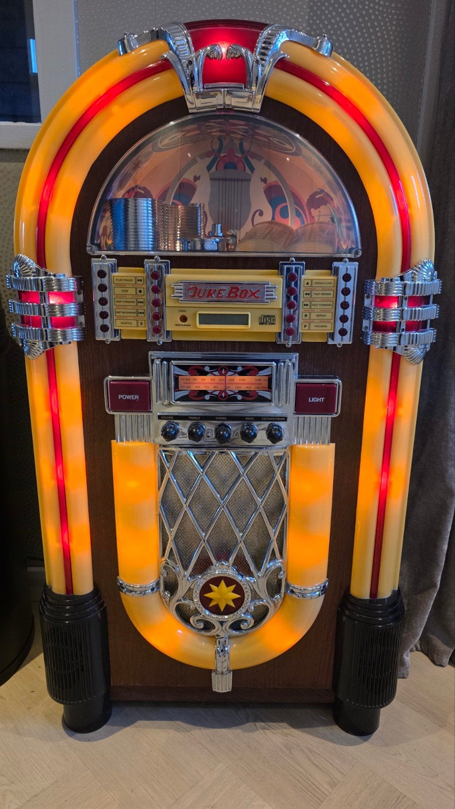 Ricatech Jukebox met Mediaplayer en Bluetooth, Verzamelen, Automaten | Jukeboxen, Ophalen, Gebruikt, 1970 tot heden, Overige merken