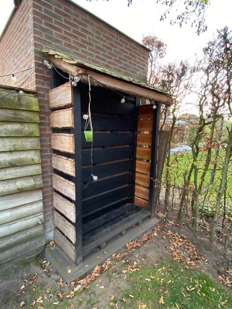 Stevig houten houthok, Ophalen, Zo goed als nieuw, Hout, Overige typen