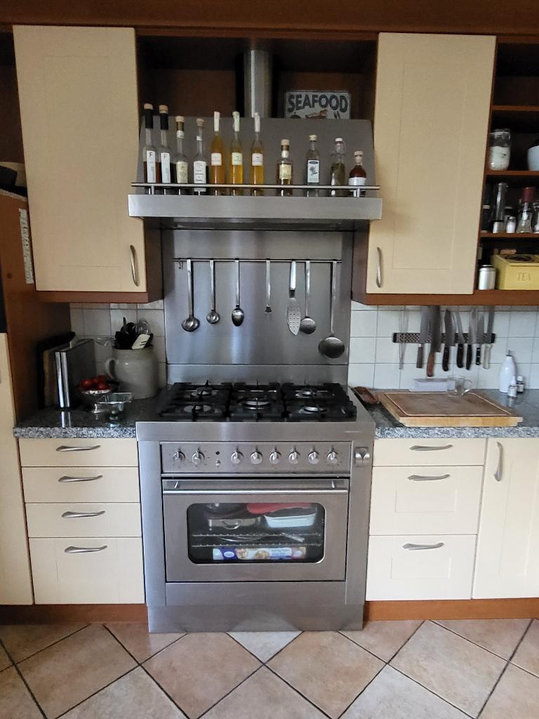 Bosch Solitaire rvs gasfornuis + spatscherm + afzuigkap, Ophalen, Gebruikt, Gas, 85 tot 90 cm
