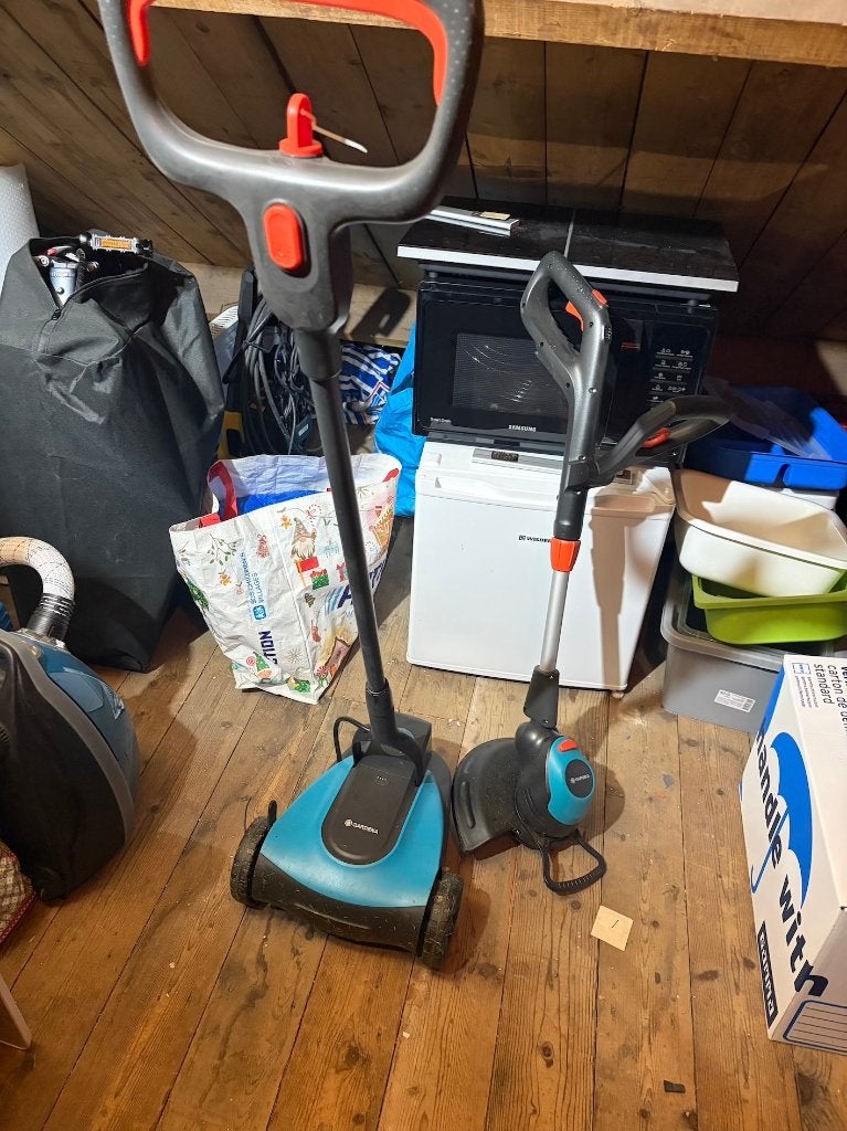 elektrische grasmaaijer gardena plus kanttrimmer, Tuin en Terras, Grasmaaiers, Ophalen, Cirkelmaaier, Gebruikt, Minder dan 30 cm