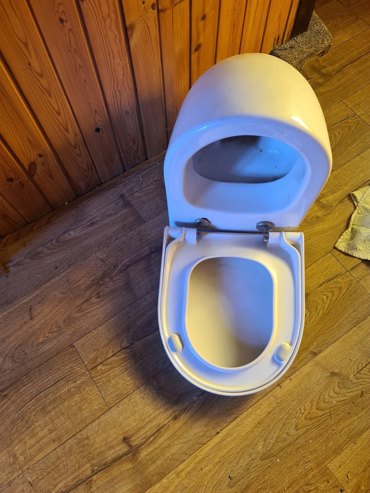Villeroy&boch toilet met softclose zitting en alle toebehorr, Ophalen, Nieuw, Toilet
