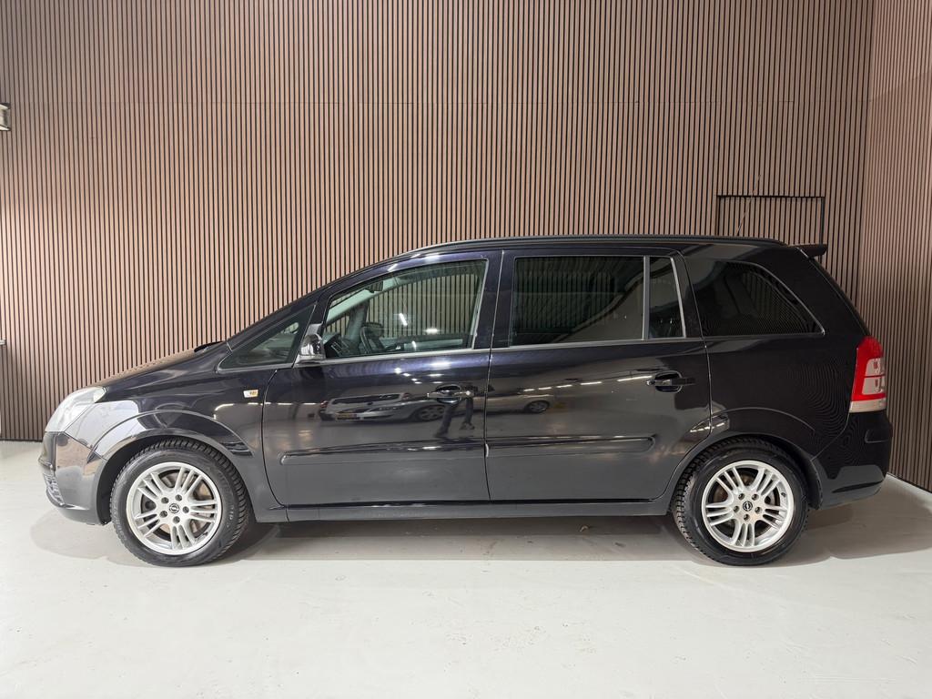 Opel Zafira 2.2 Temptation 7Persoons ZO MEENEMEN, Voorwielaandrijving, Gebruikt, 4 cilinders, 150 pk