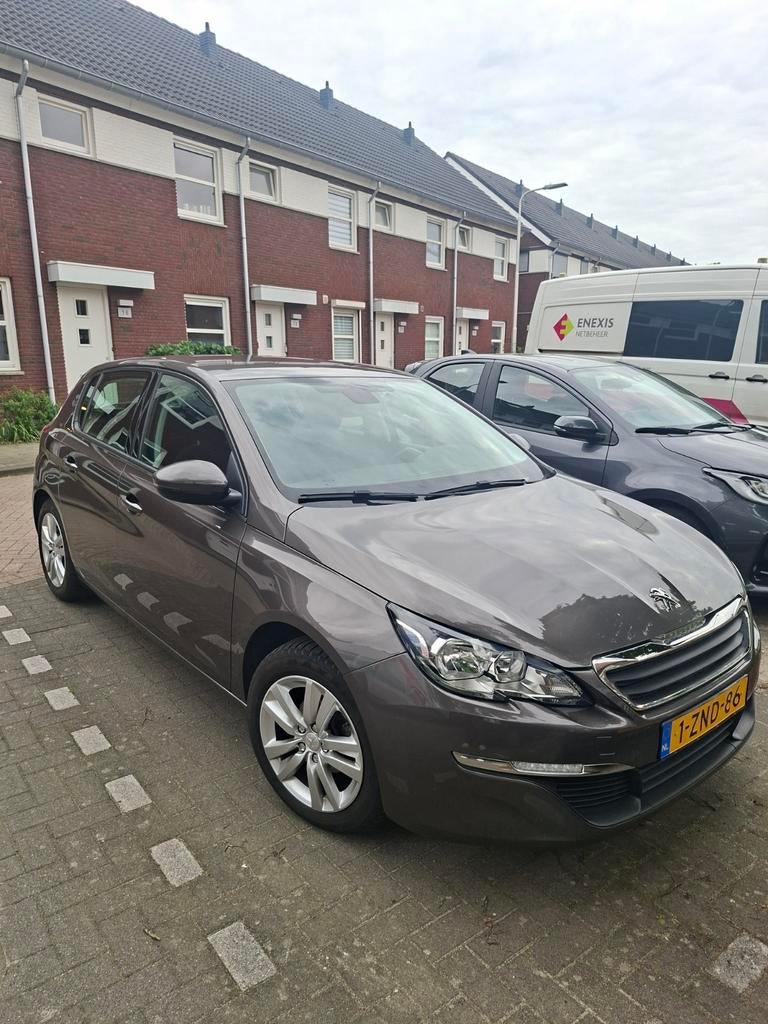 Peugeot 308 1.2E-THP 81/110 5-D 2015 Grijs, Voorwielaandrijving, Stof, 1199 cc, 1055 kg