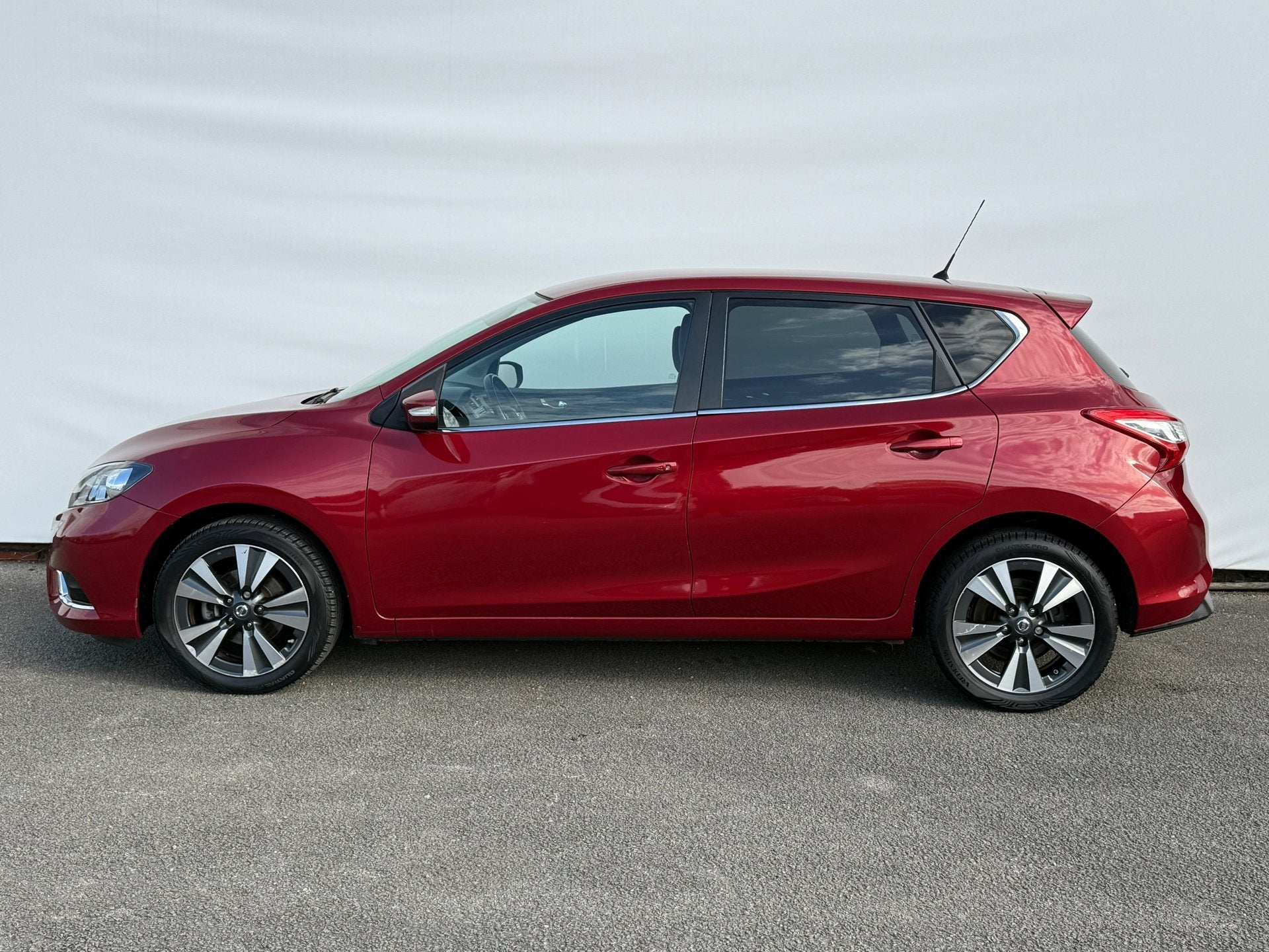 Nissan Pulsar 1.2 DIG-T N-Connecta Engine damage | Keyless |, Auto's, Voorwielaandrijving, Gebruikt, Euro 6, 4 cilinders