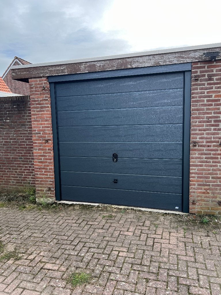 Garagebox/opslagruimte te huur Hoensbroek - centraal gelegen, Ophalen, Gebruikt
