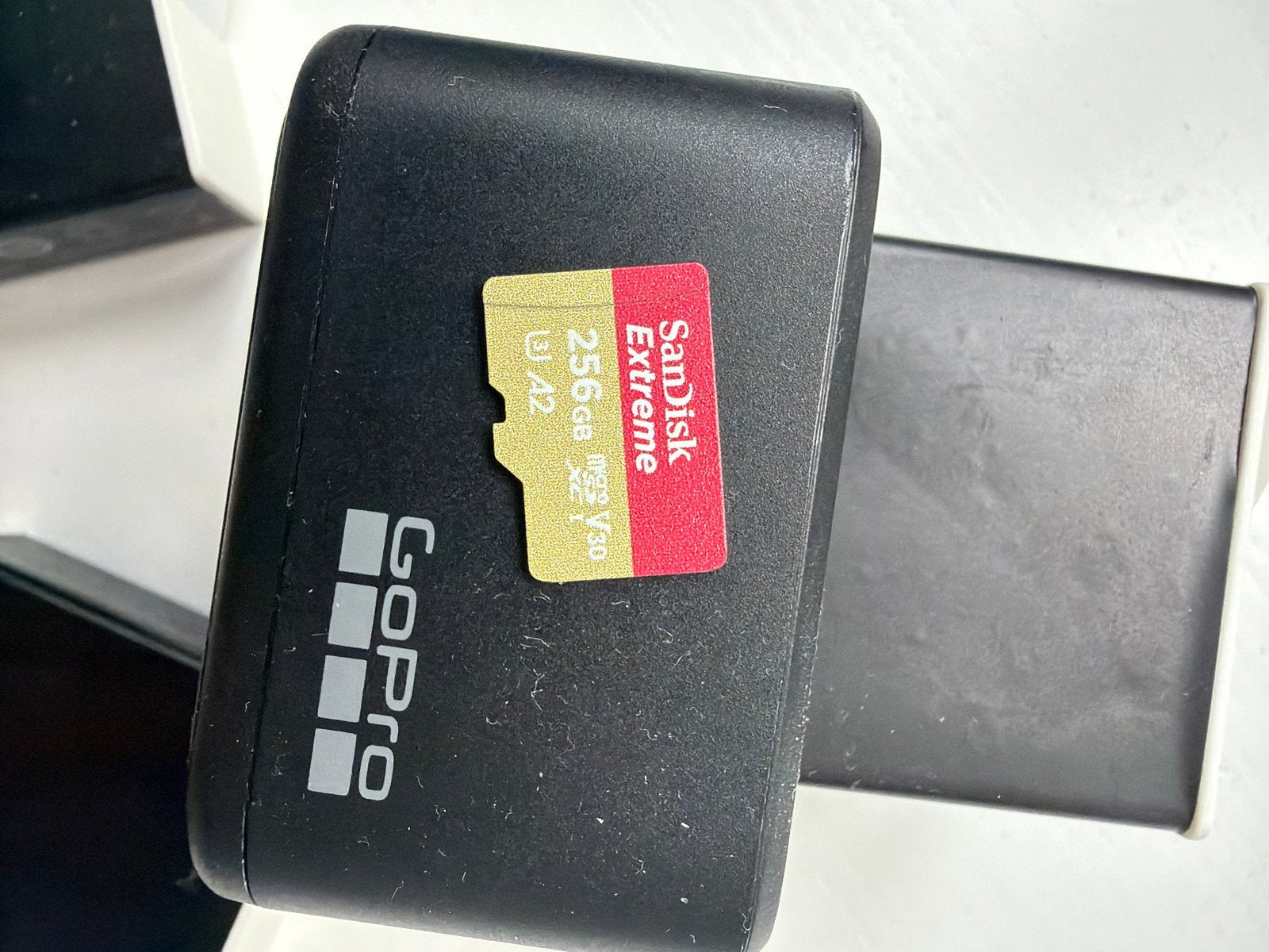 Foto 5 van GoPro Hero 11 Black met accessoires en 256GB SD-kaart