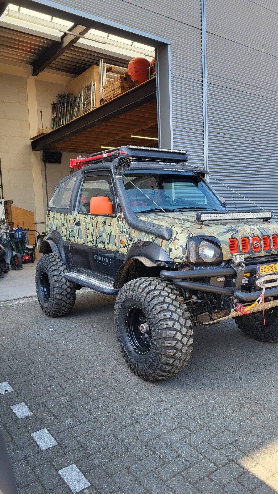 Suzuki Jimny 1.3 JX 4WD 2000 Zwart, 40 €/maand, 4 cilinders, 4 stoelen, Zwart