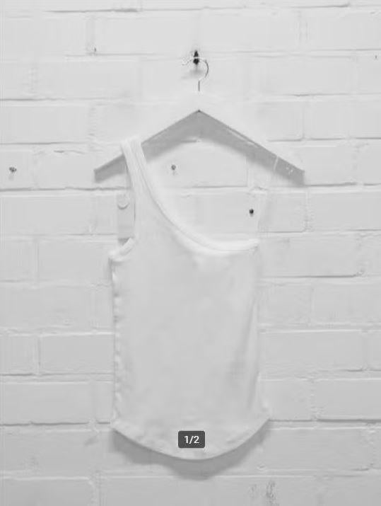BY BAR - One shoulder top maat S - Nieuw €60 - BYBAR, Wit, Nieuw, Ophalen of Verzenden, X