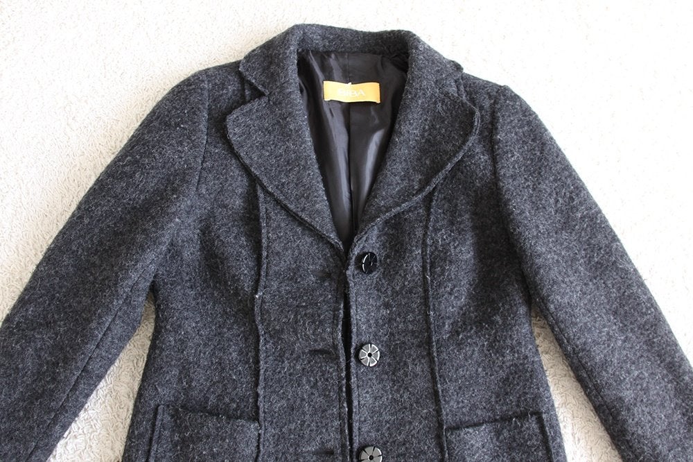Mooie Biba Dames Jas (Maat 42) € 40,-, Maat 42/44 (L), Biba, Ophalen of Verzenden, Zo goed als nieuw