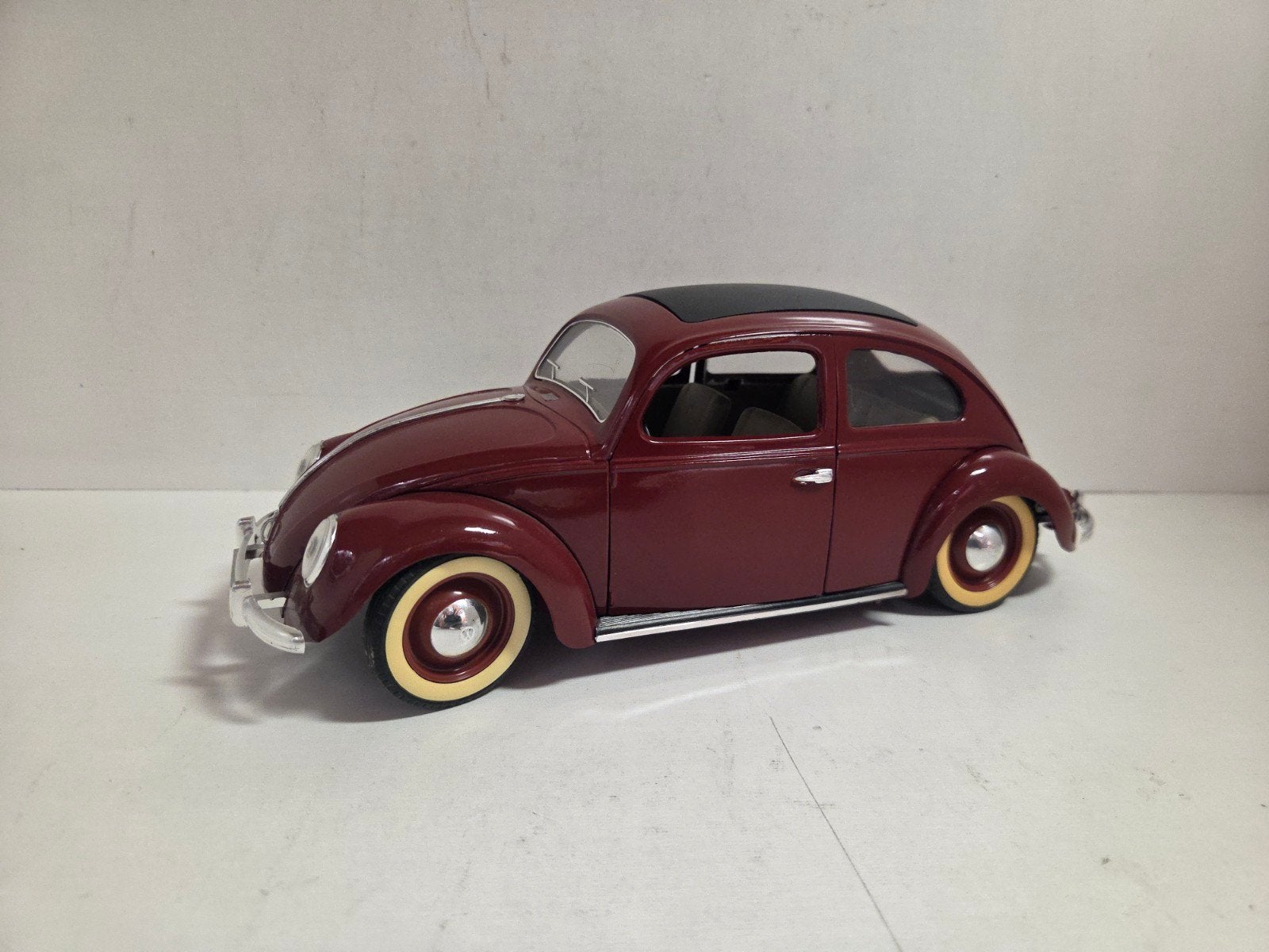 Solido Volkswagen Kever Coccinelle 1:18, Hobby en Vrije tijd, Modelauto's | 1:18, Ophalen of Verzenden, Zo goed als nieuw, ., .