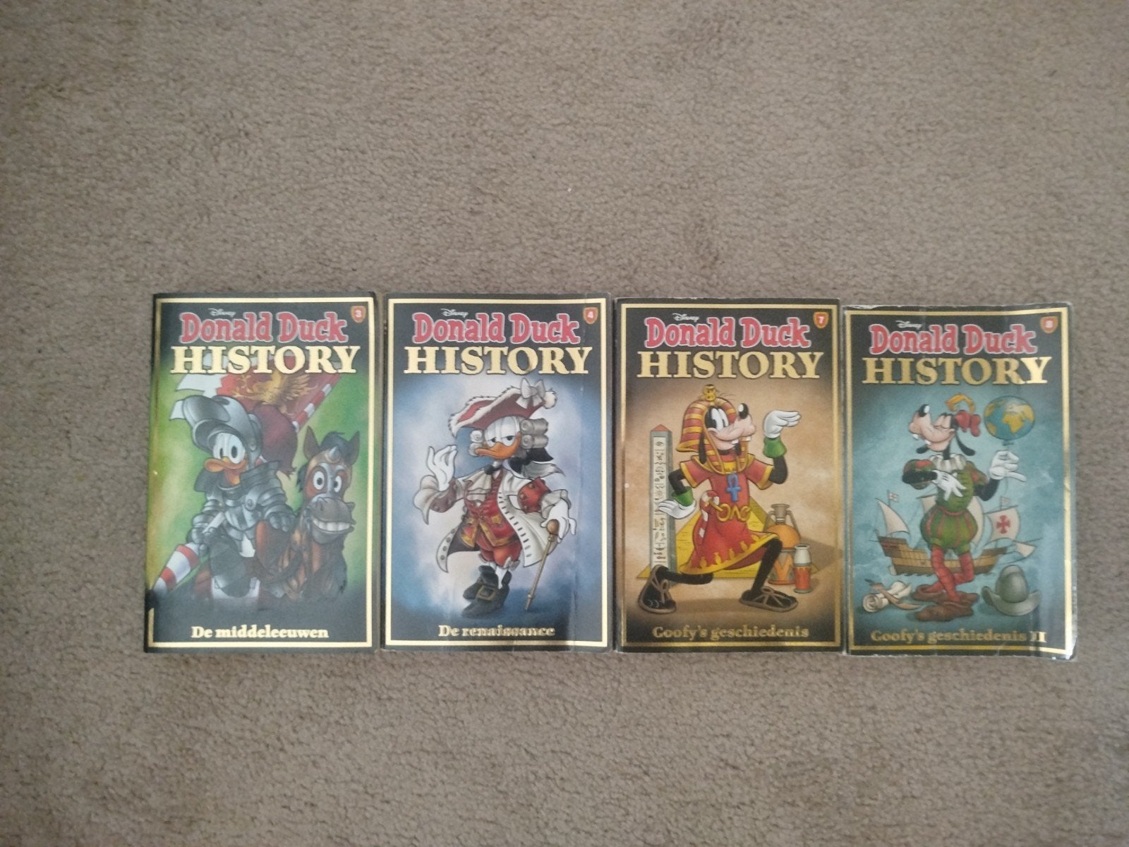 Donald Duck pockets HISTORY GALAXY PREMIUM CLASSIC ULTRAHELD, Boeken, Gelezen, Europa, Ophalen of Verzenden, Meerdere comics