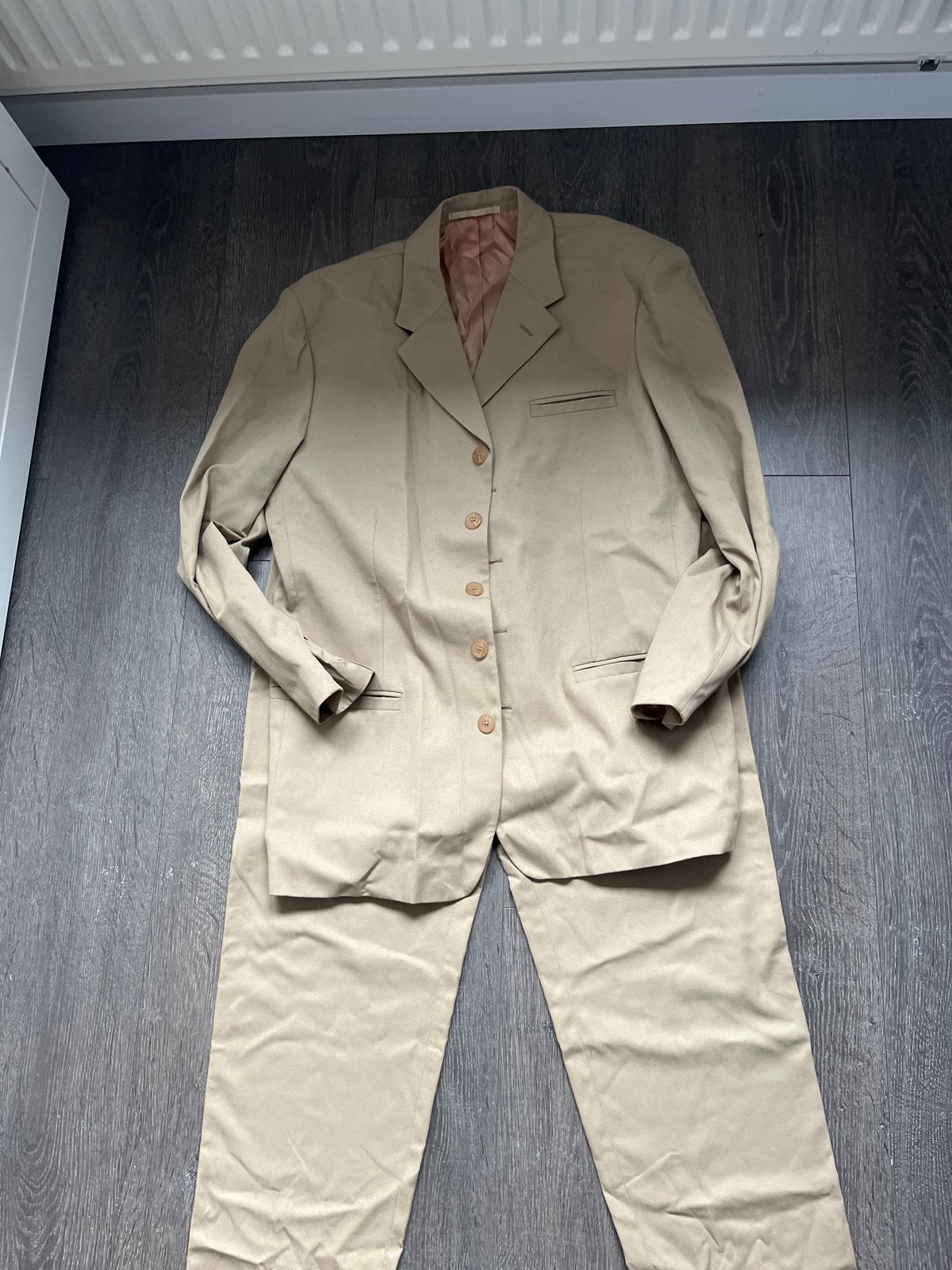 Designers High Fashion Menswear Pak - Beige - Maat 54, Ophalen of Verzenden, Zo goed als nieuw, Maat 52/54 (L), Beige