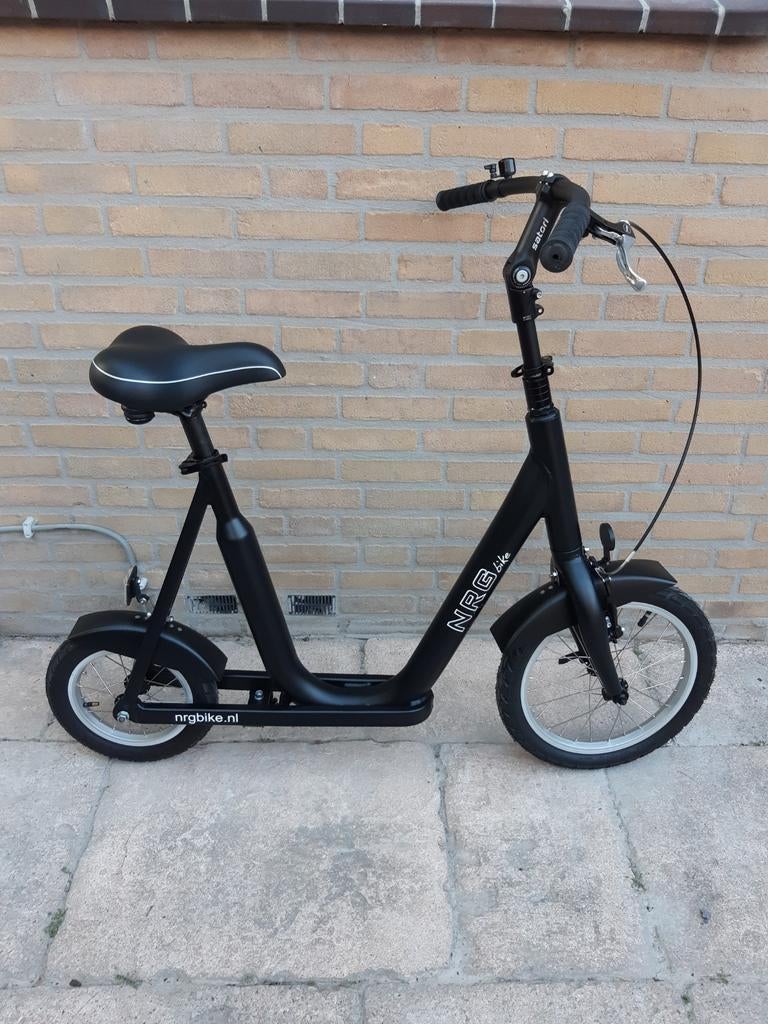 NRG loopfiets i.z.g.st incl Reflector's,verlichting en slot, Ophalen