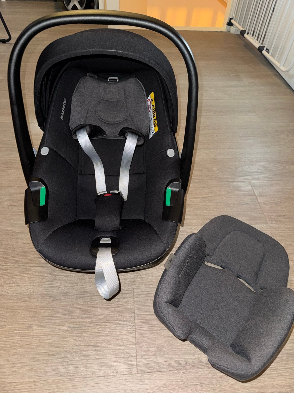 Autostoel Maxi-Cosi Pebble 360 Essential Black, Kinderen en Baby's, Autostoeltjes, 0 t/m 18 kg, Verstelbare rugleuning, Ophalen of Verzenden