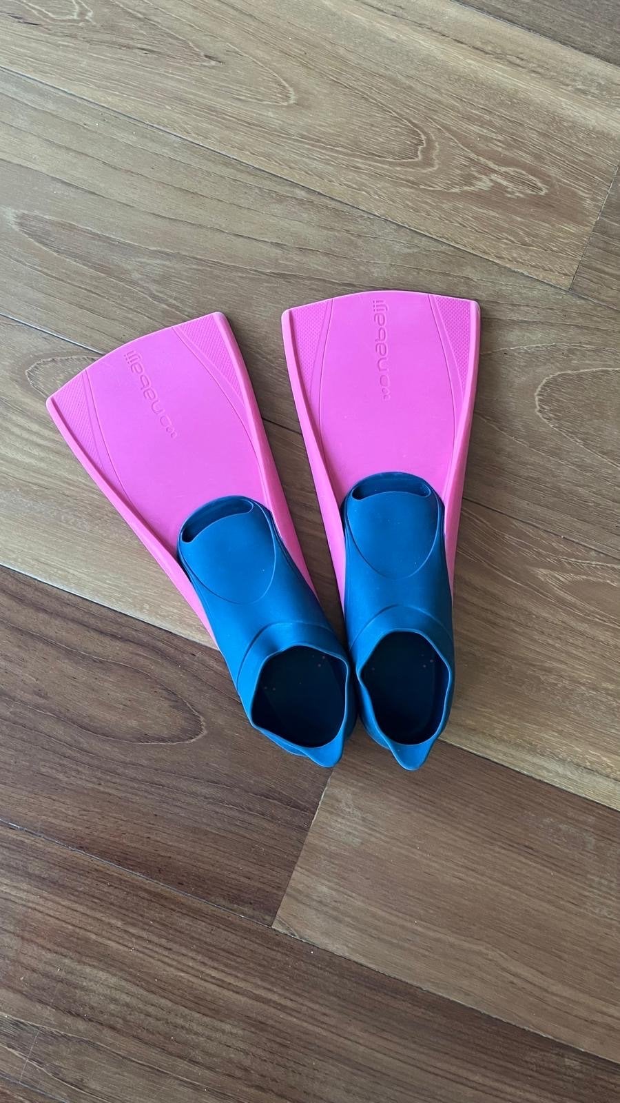 Roze zwemvliezen voor kinderen - Nabaiji, Ophalen of Verzenden, Gebruikt, Zwem- of Duikvliezen