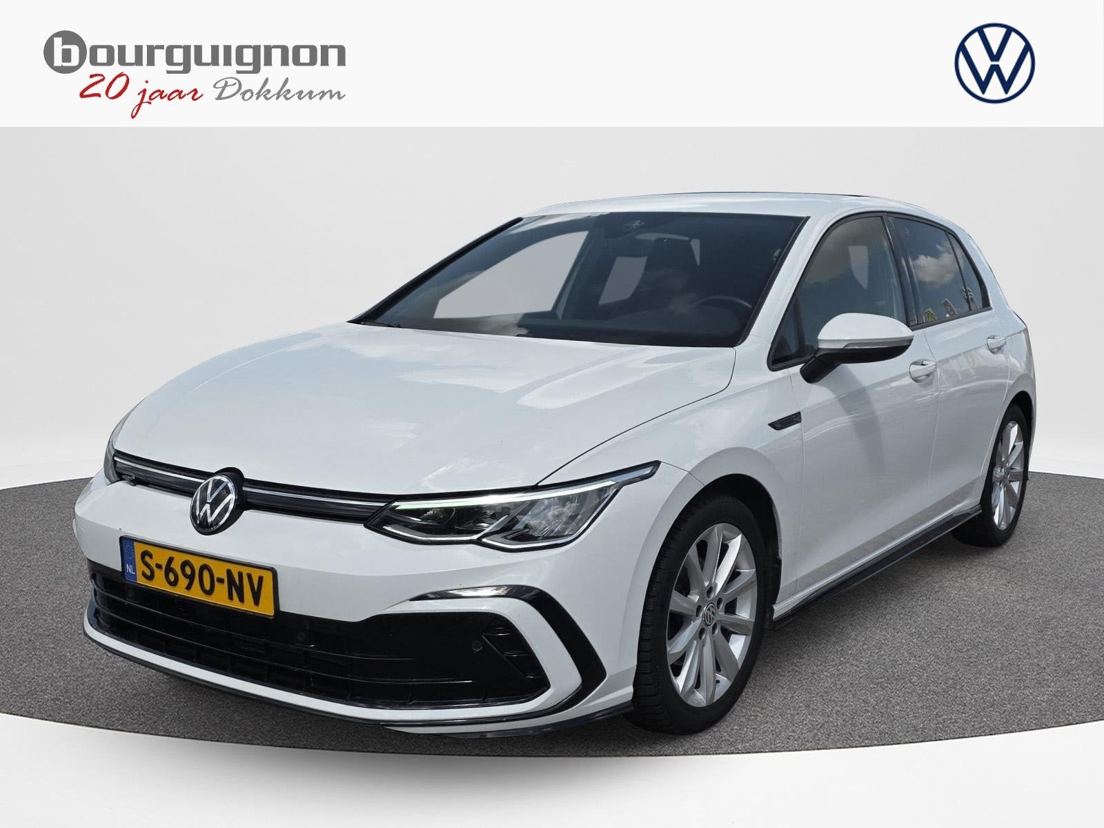 Volkswagen Golf 1.5 TSI R-Line | ACC | 150Pk | Stoelverwarmi, Euro 6, 4 cilinders, 150 pk, Wit