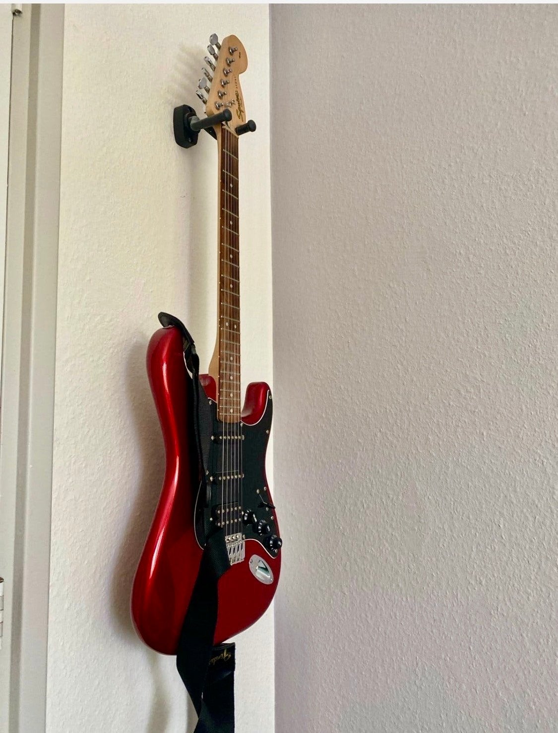 Squier Affinity Stratocaster HSS Pack rood + Frontman 15G, Ophalen, Fender, Met versterker, Zo goed als nieuw