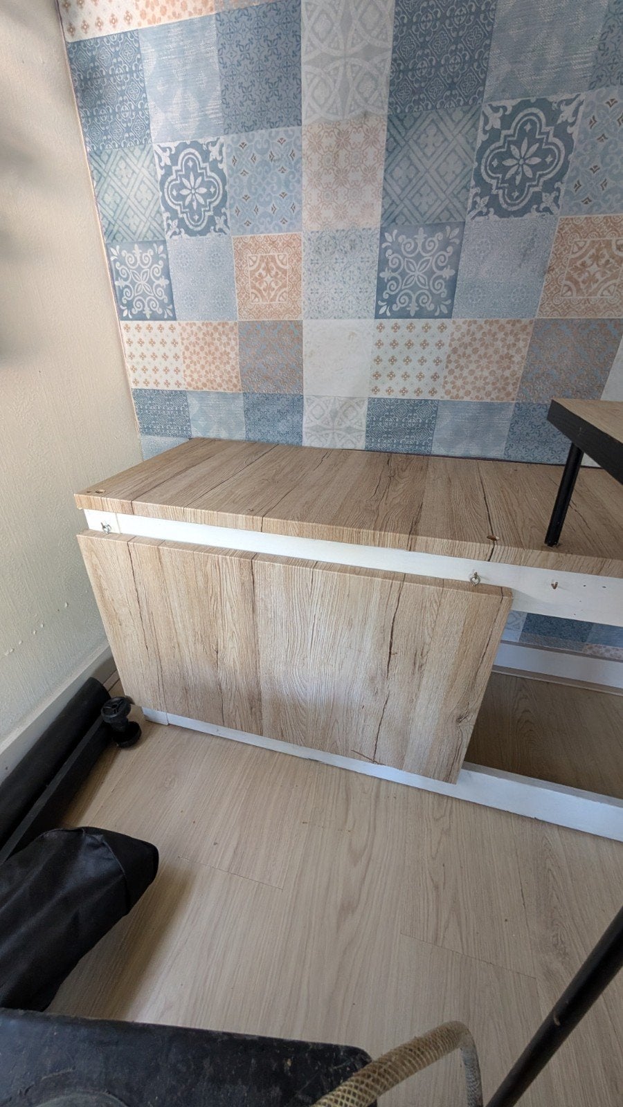 Compacte eettafel met bankje en opbergruimte, Modern, Compact, Gebruikt, 150 tot 200 cm, Tot twee personen