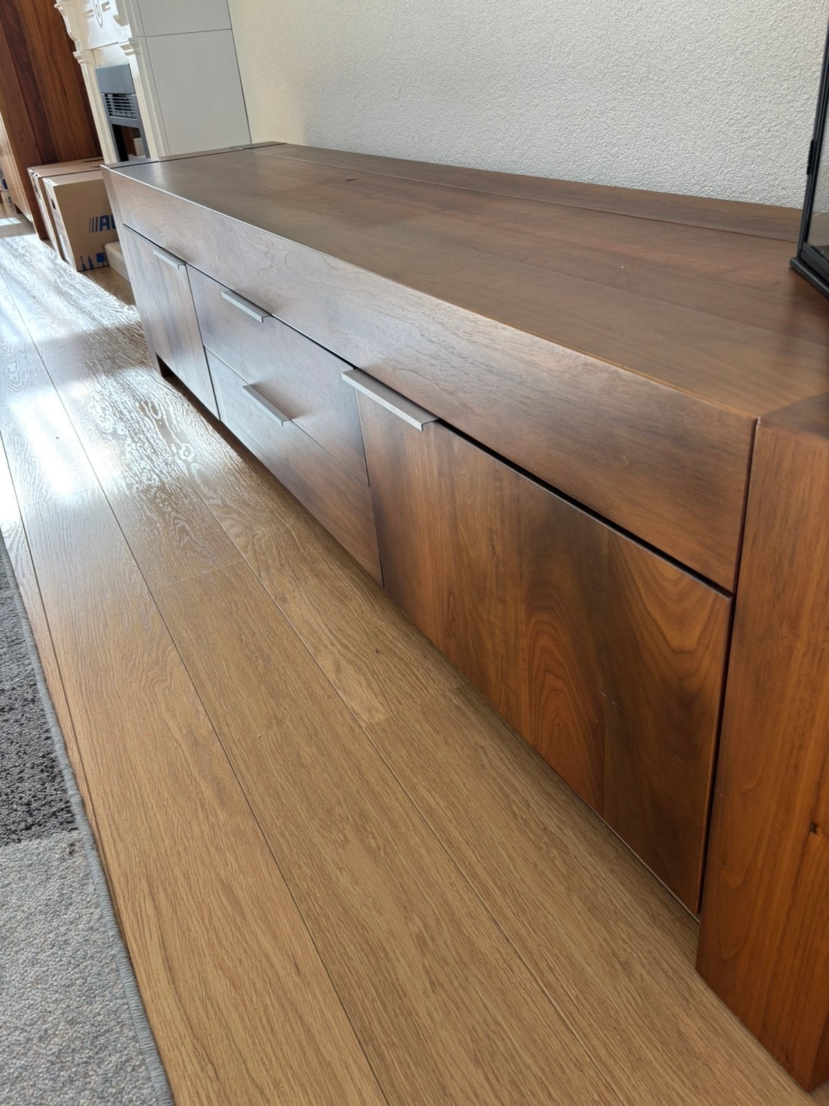 Mooi TV-meubel. Afmeting bxdxh 210x45x51, Ophalen, Zo goed als nieuw
