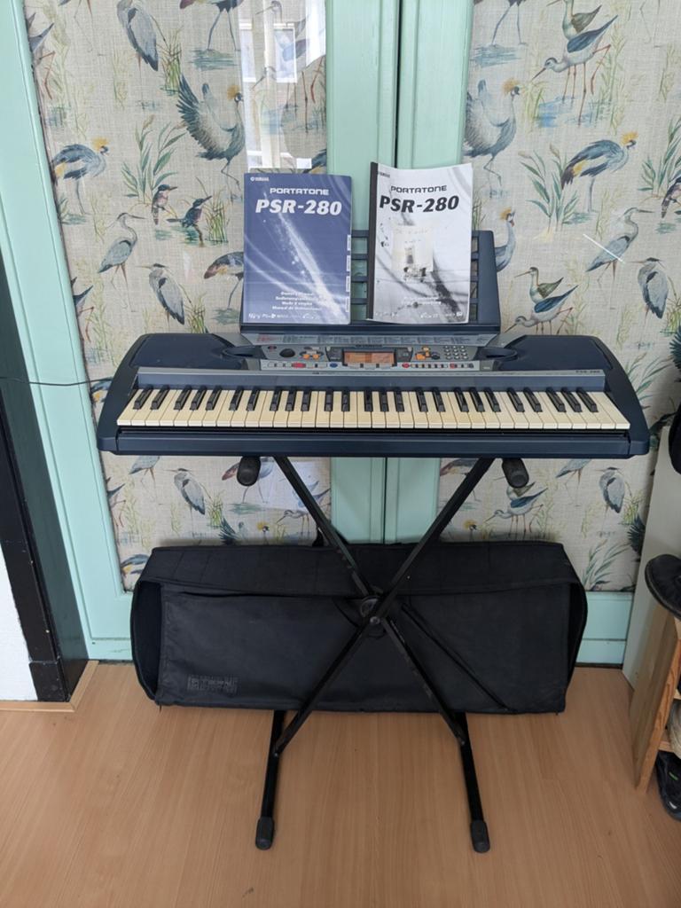 Keyboard psr-180 Yamaha, Muziek en Instrumenten, Keyboards, Ophalen, Gebruikt, 61 toetsen, Yamaha