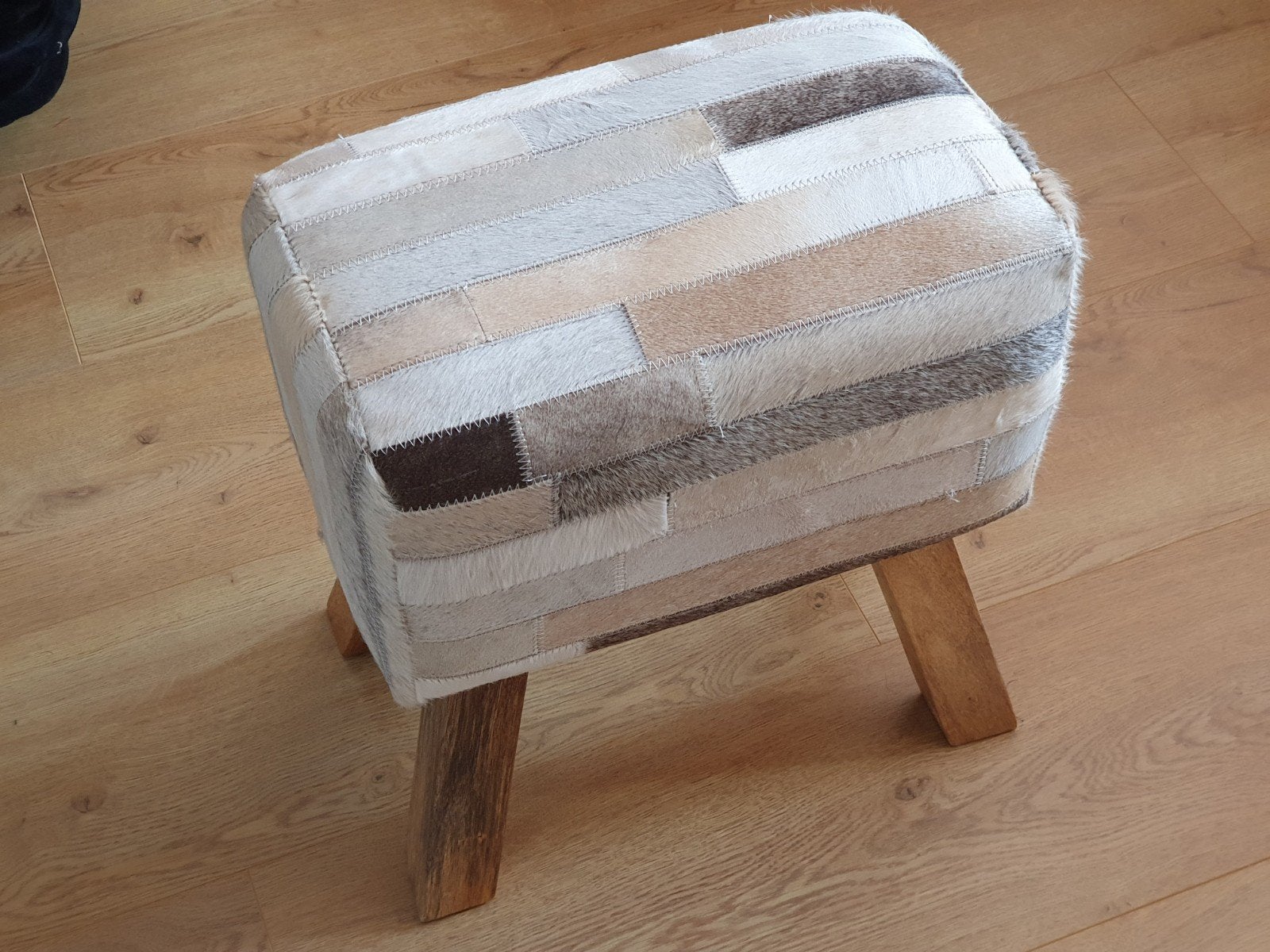 Patchwork 'Cowhide' Krukje - Beige/Bruin tinten, Ophalen, Zo goed als nieuw, Overige materialen