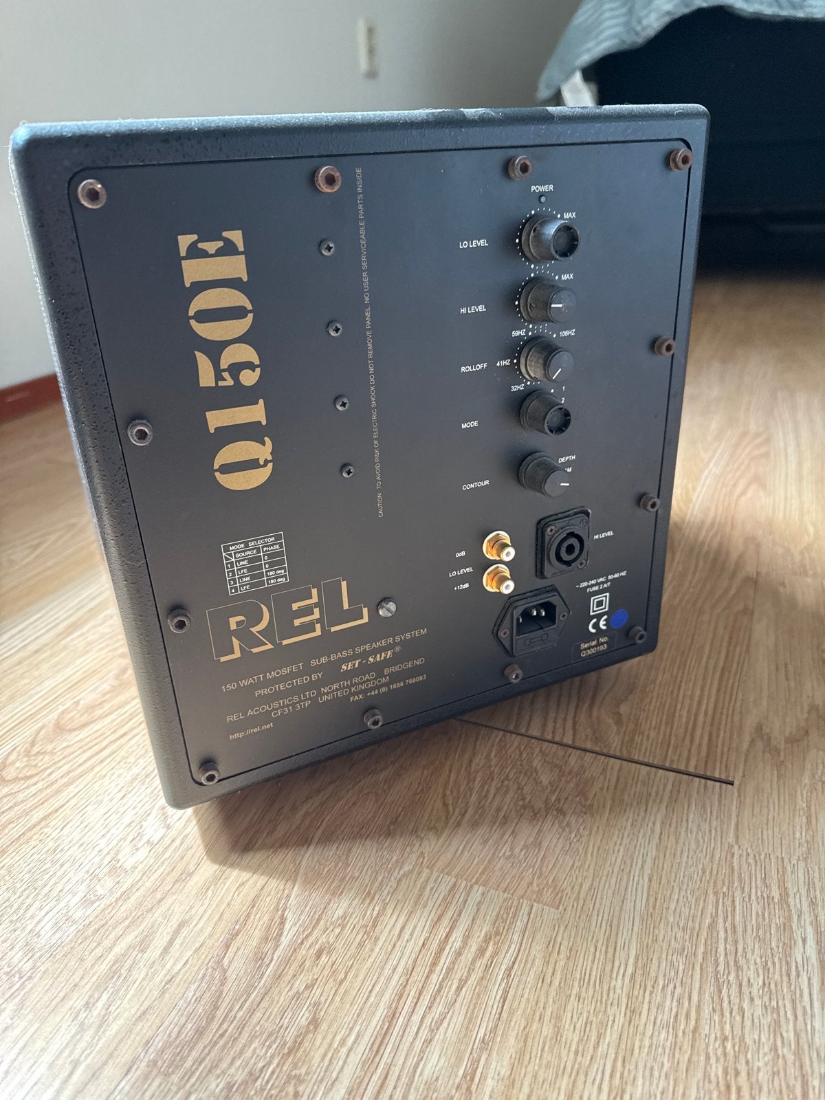 REL Q150E Subwoofer - Krachtige Bass voor Thuisbioscoop, Audio, Tv en Foto, Gebruikt, Subwoofer, 120 watt of meer, Ophalen