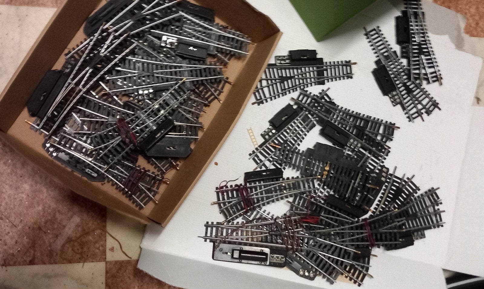 Te koop meer dan 200 x lima rails en wissels ho, Hobby en Vrije tijd, Modeltreinen | H0, Gebruikt, Gelijkstroom, Verzenden, Rails