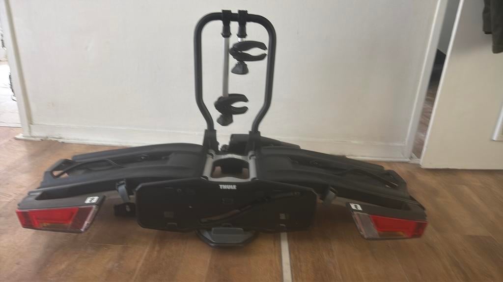 Thule EasyFold XT 933– Fietsendrager 2 (E-)bike Nieuwstaat, Elektrische fiets, Ophalen of Verzenden, Zo goed als nieuw, 2 fietsen