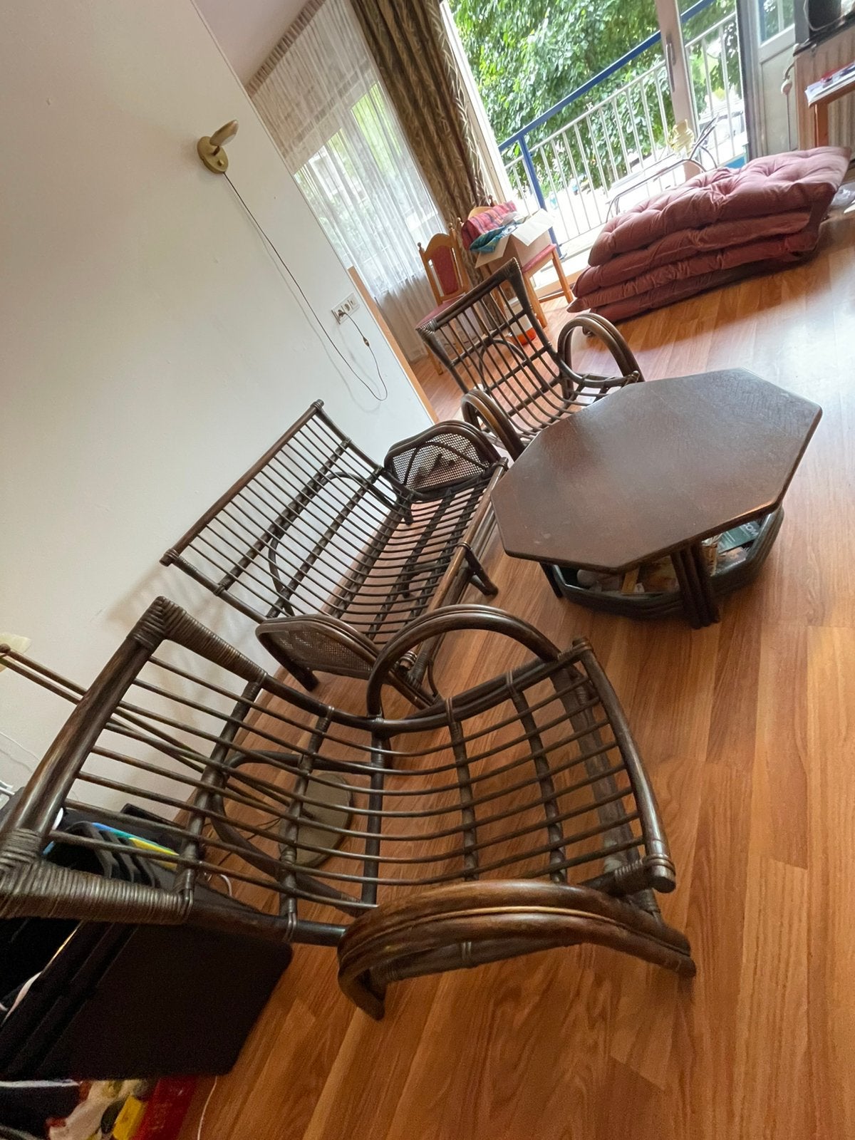Rotan stevige set, bank stoelen salontafel, Ophalen, Zo goed als nieuw, Rotan