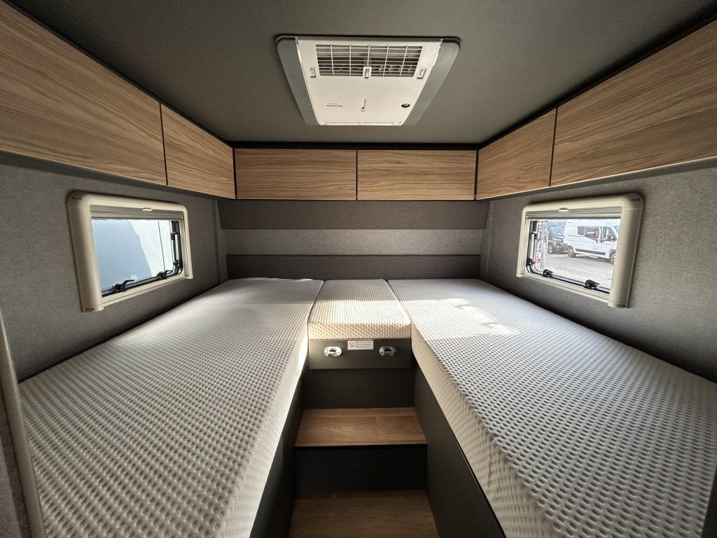 Dethleffs Trend I 7057 EB 180PK Automaat, Caravans en Kamperen, Campers, Bedrijf, Buitenlamp, Dethleffs, L-zit