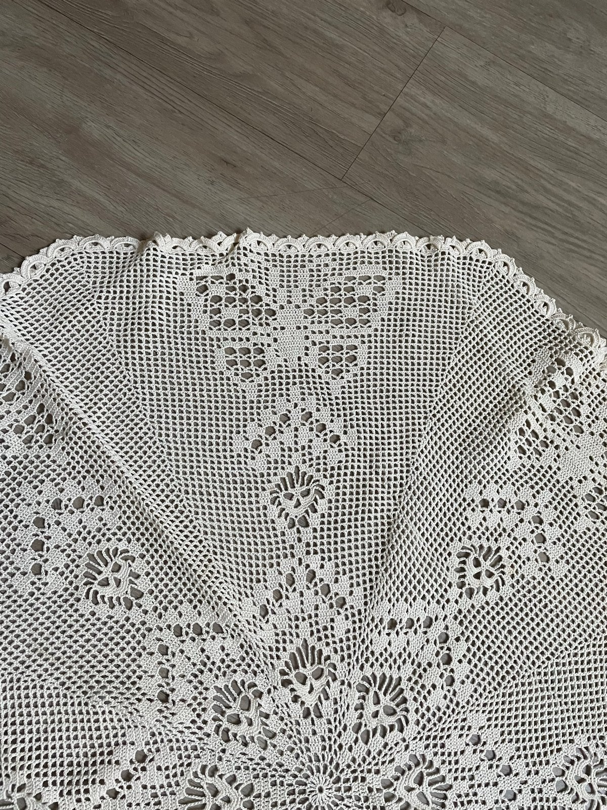Vintage gehaakt tafelkleedje, crèmekleurig, Ophalen of Verzenden, Zo goed als nieuw, Rond