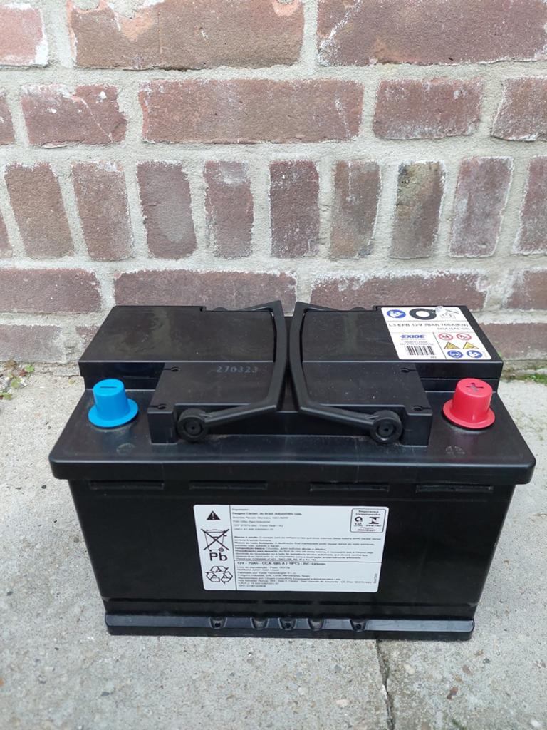 Jong-Gebruikte Exide accu ! 12 volt / 760 A\ 70 ah/ €37,50, Auto-onderdelen, Accu's en Toebehoren, Ophalen, Gebruikt, Universele onderdelen