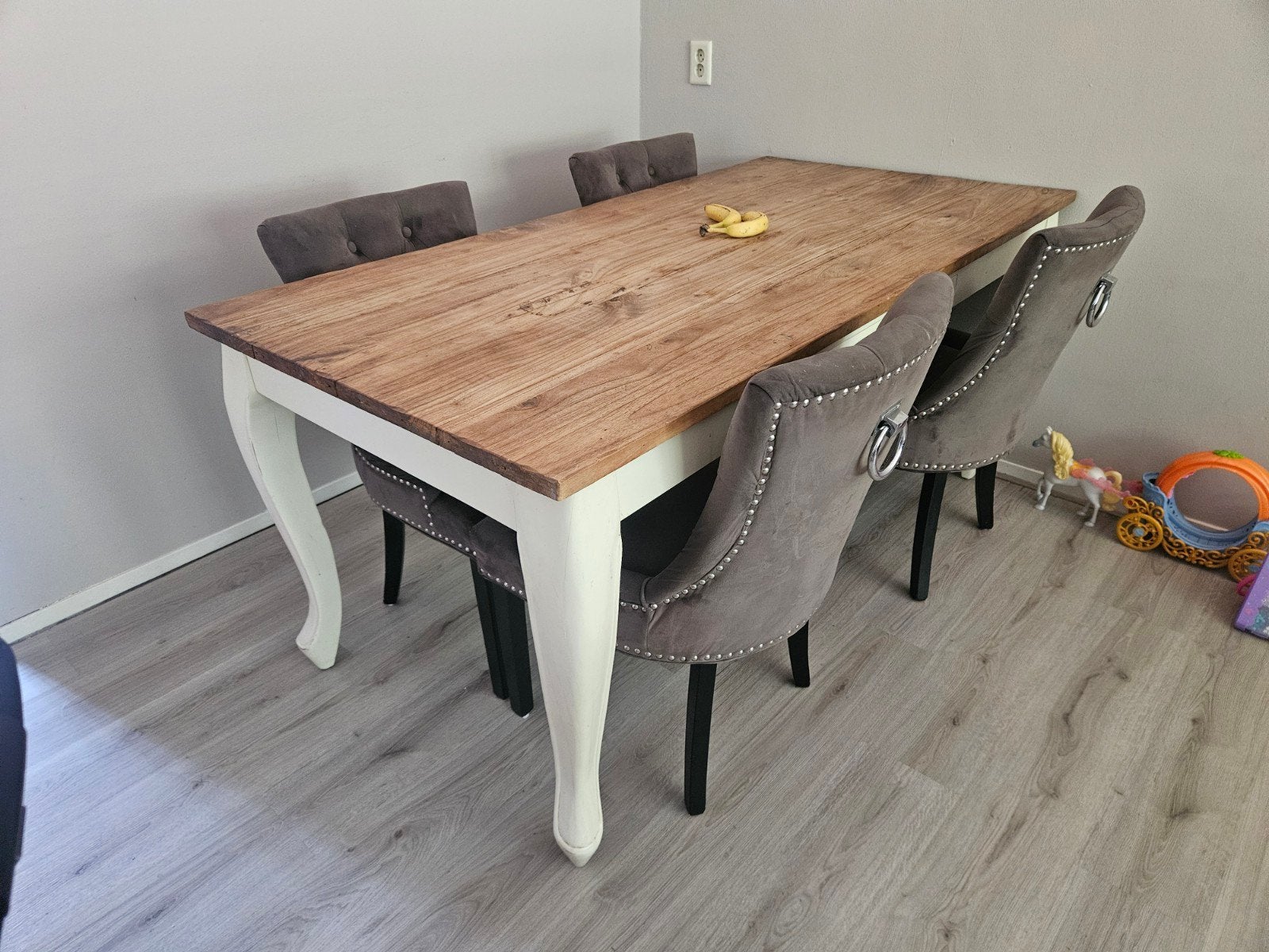 Mooie landelijke eettafel met 4 stoelen wit / mangohuit zgan, Huis en Inrichting, Ophalen, 50 tot 100 cm, Zo goed als nieuw, 150 tot 200 cm