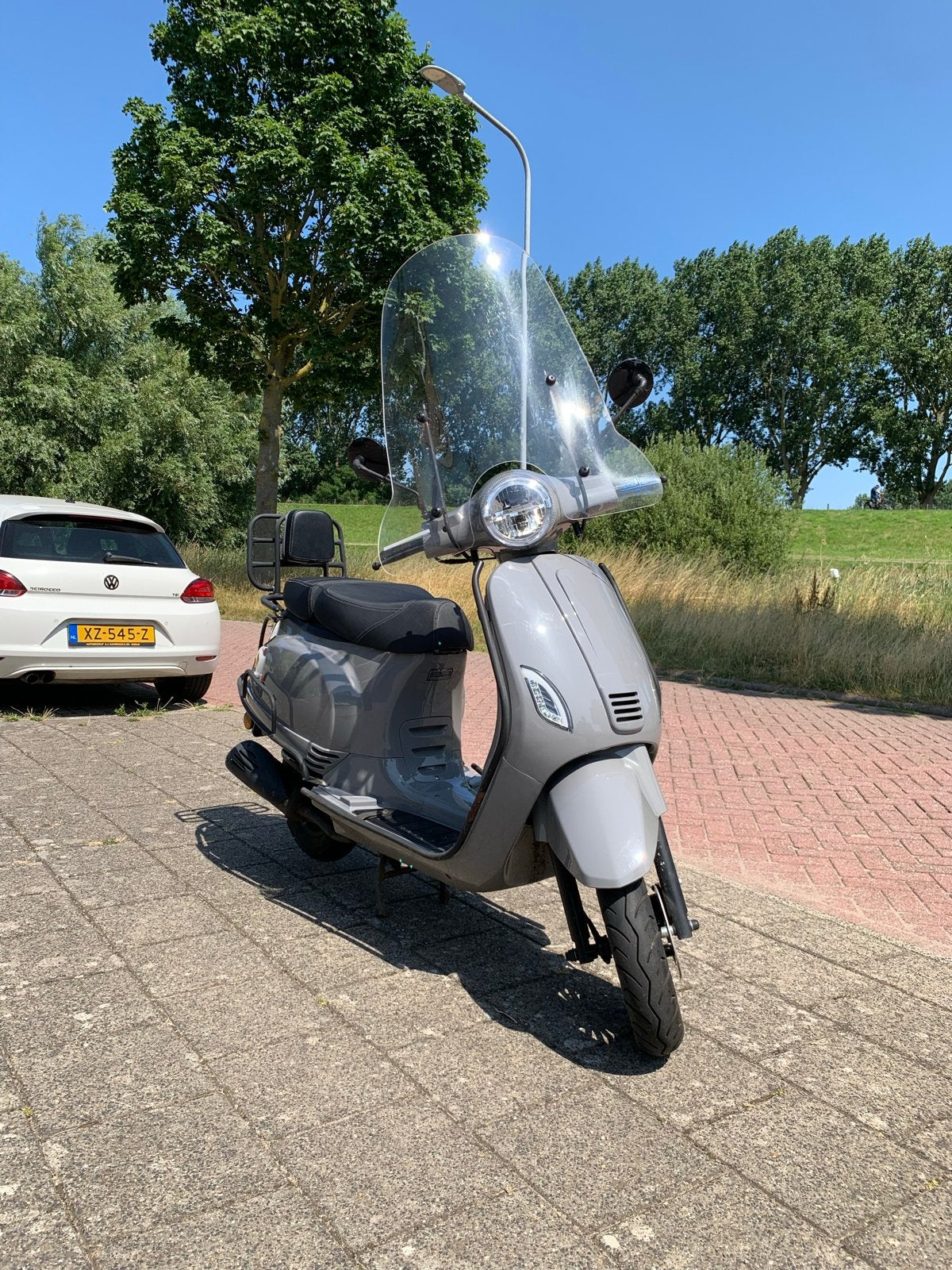 Senzo Rivalux scooter - Zo goed als nieuw, Overige modellen, Maximaal 45 km/u, Ophalen of Verzenden, Zo goed als nieuw