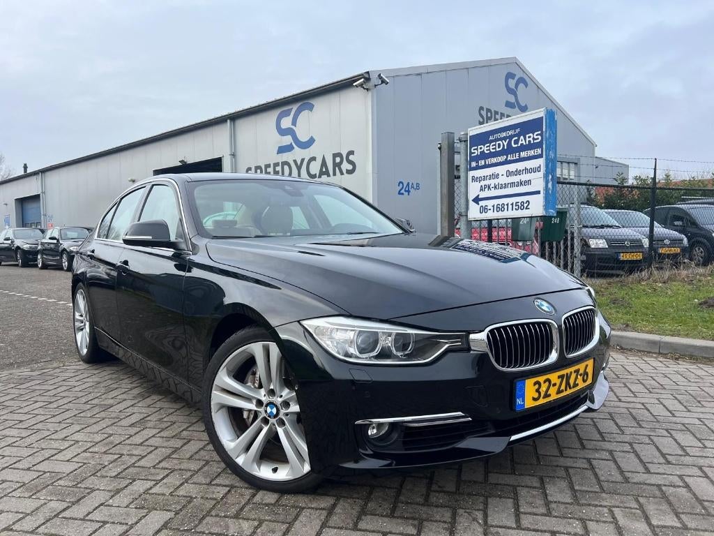 BMW 3-Serie 3.0 I 335i 2012 Automaat Leer Camera Head-up Ful, Automaat, Achterwielaandrijving, Beige, Zwart