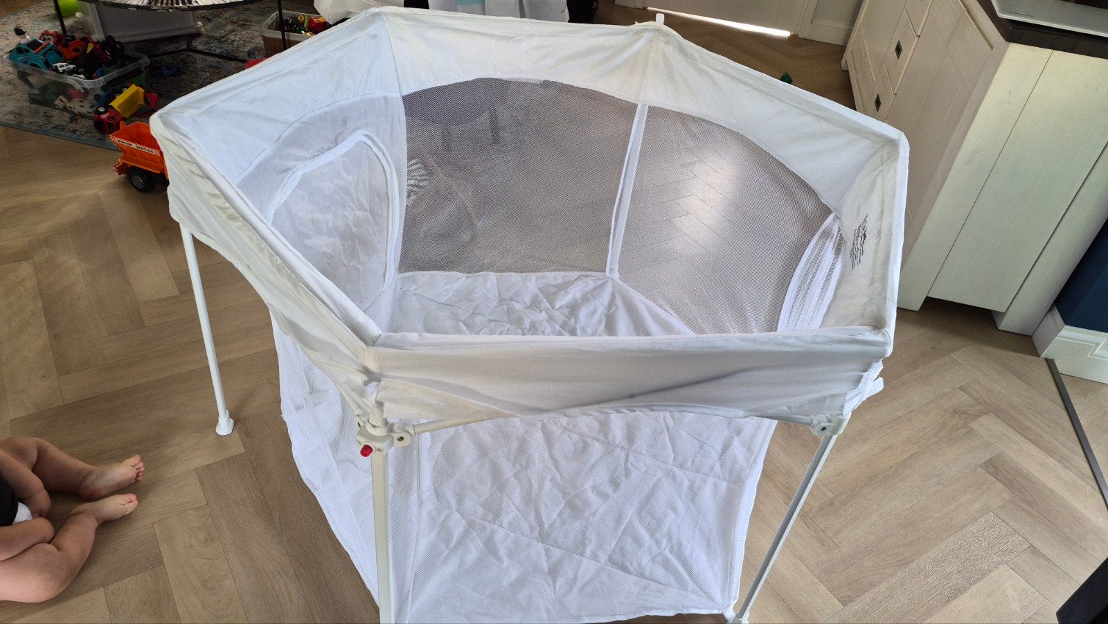 Draagbare Baby Box - Ideaal voor Thuis en Onderweg, Ophalen, Zo goed als nieuw, Overige vormen