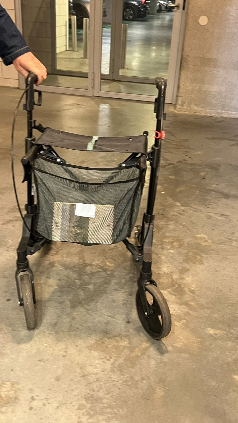 Rollator in uitstekende staat., Diversen, Ophalen, Zo goed als nieuw