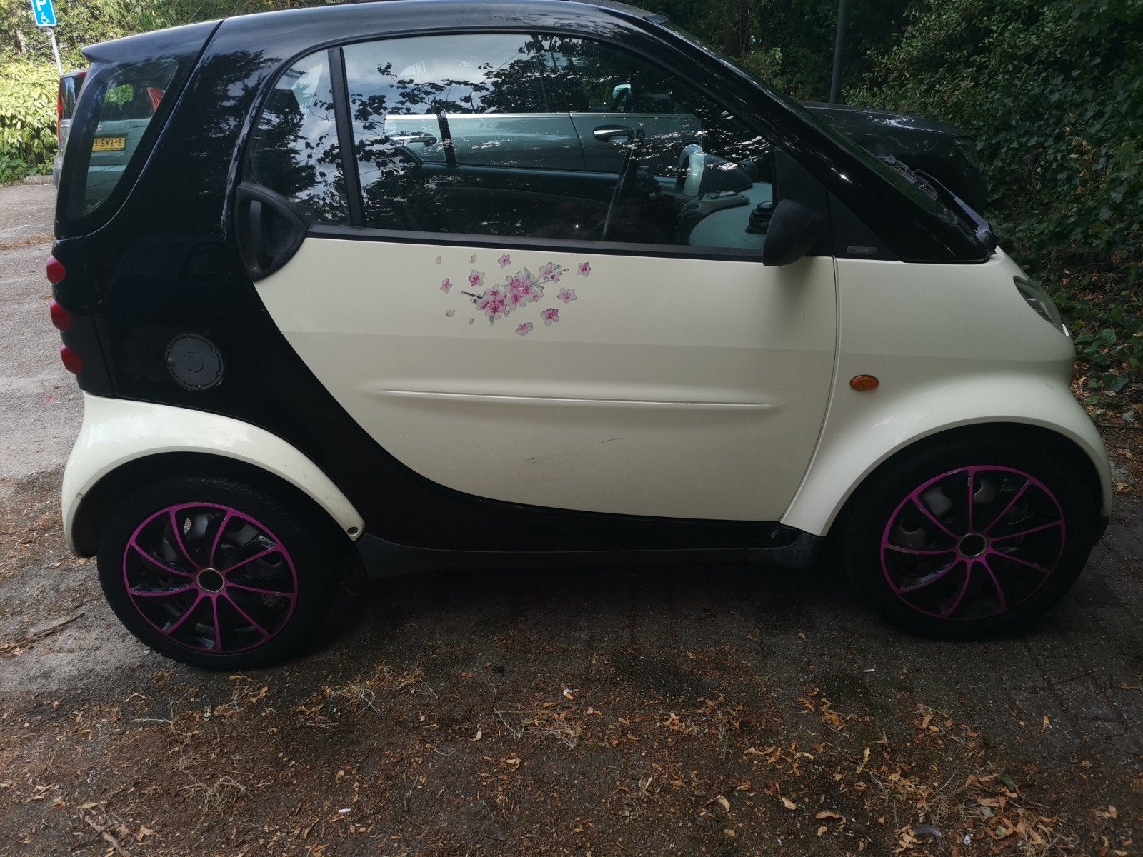 Smart 0.7 City Coupe 45KW 2006 Zwart, 21 km/l, Achterwielaandrijving, 18 €/maand, 61 pk
