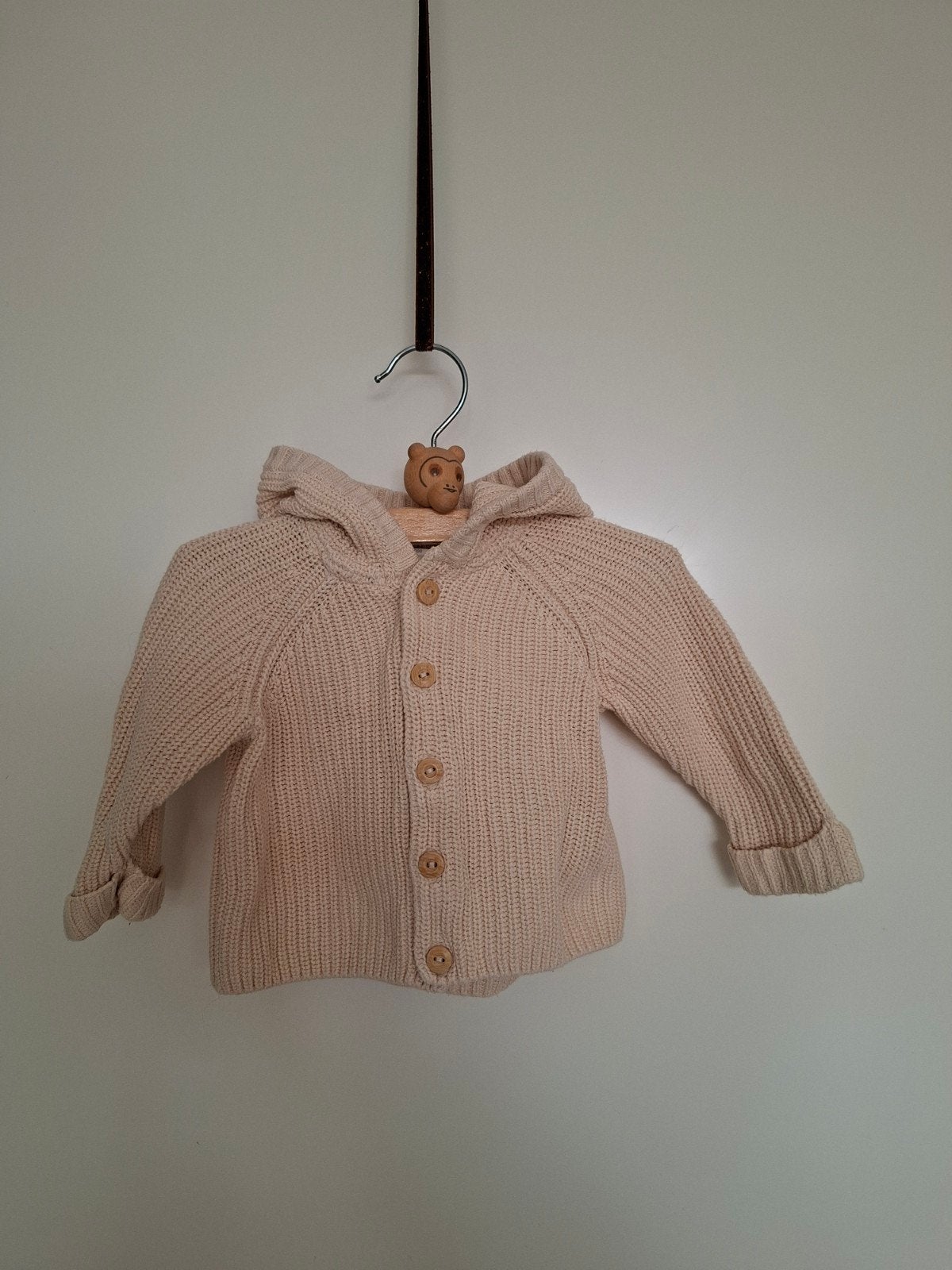 Leuk vestje met puntmuts maat 62 z.g.a.n., Ophalen of Verzenden, Zo goed als nieuw, H&M, Truitje of Vestje