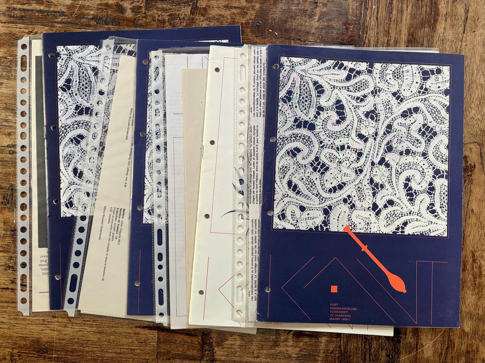 Tijdschrift Kant jaargang 1990 compleet met bijlagen, Ophalen of Verzenden, Gelezen