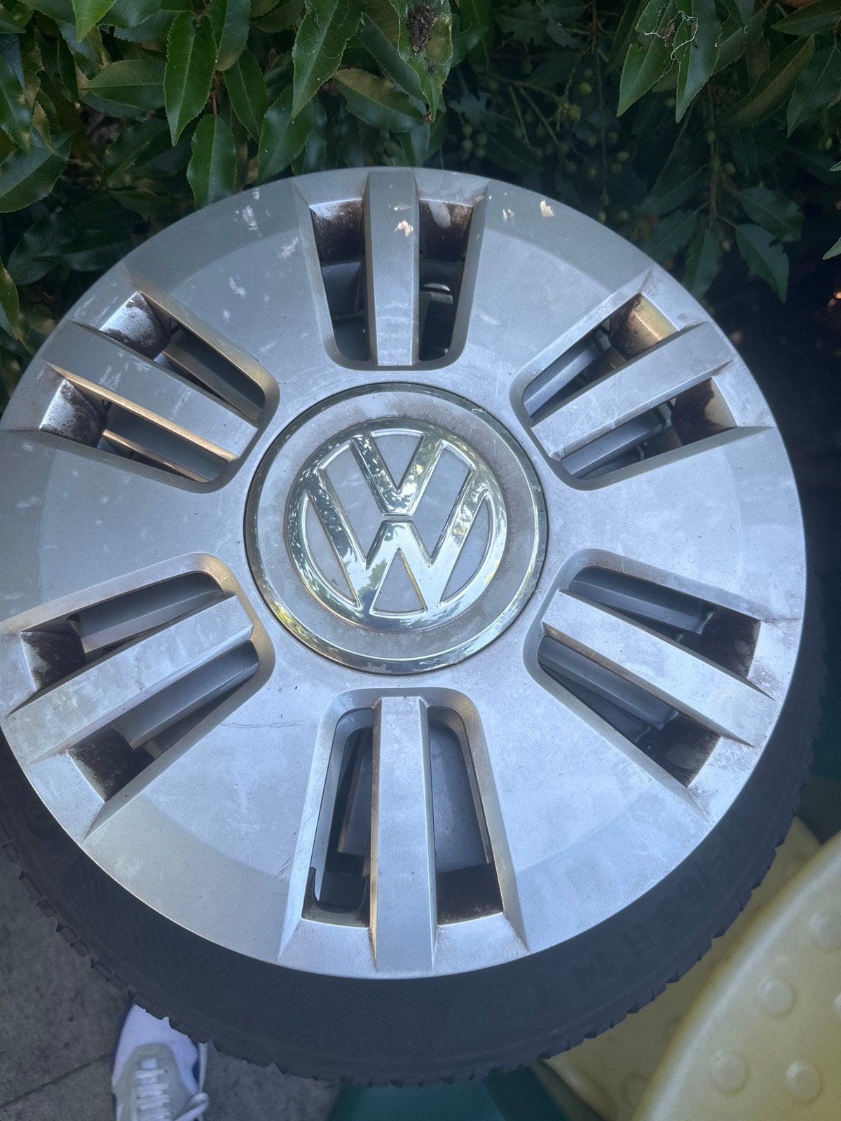 Originele Volkswagen Up 14 inch wieldoppen, Auto diversen, Wieldoppen, Ophalen, Gebruikt