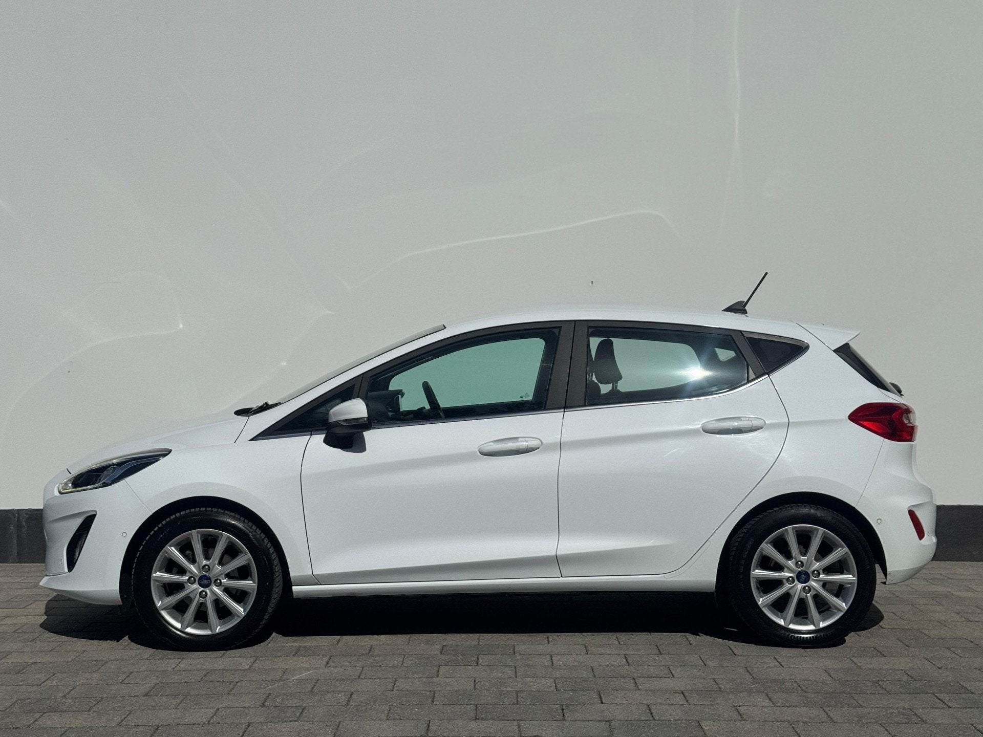 Ford Fiesta EcoBoost 100pk Titanium | Verwarmde voorruit | C, Voorwielaandrijving, Gebruikt, Euro 6, 580 kg