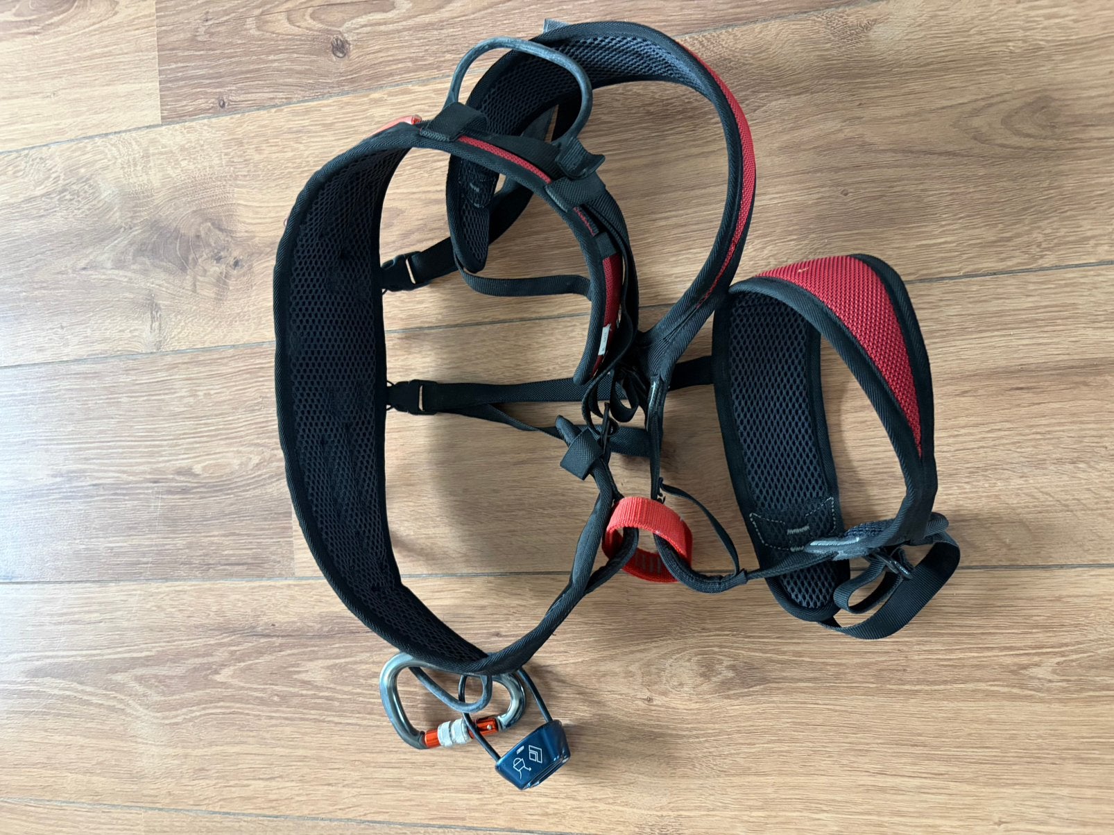 Klimgordel en tuber (zekering), Sport en Fitness, Ophalen, Gebruikt, Klimsport-accessoire
