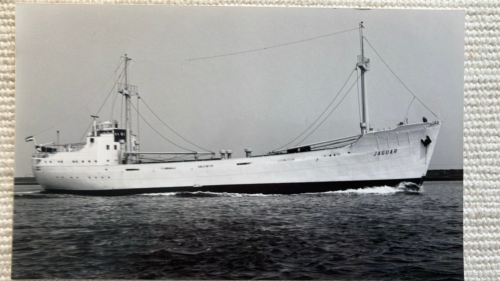 JAGUAR  1952 J. Cremer  Werf Boele Bolnes ex Frans, Verzamelen, Ophalen of Verzenden, Zo goed als nieuw, Kaart, Foto of Prent