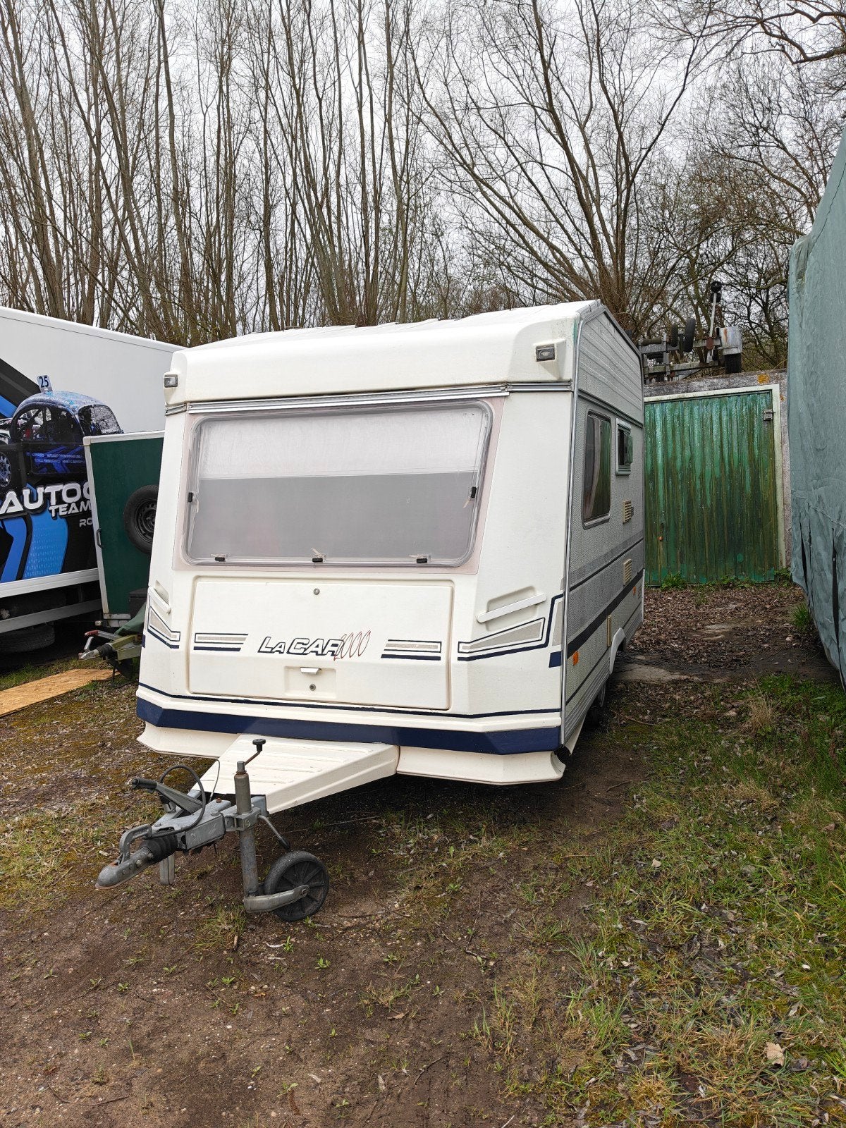 CHATEAU La Car 330 Caravan uit 1990, Caravans en Kamperen, Chateau, Luifel, Rondzit, Particulier