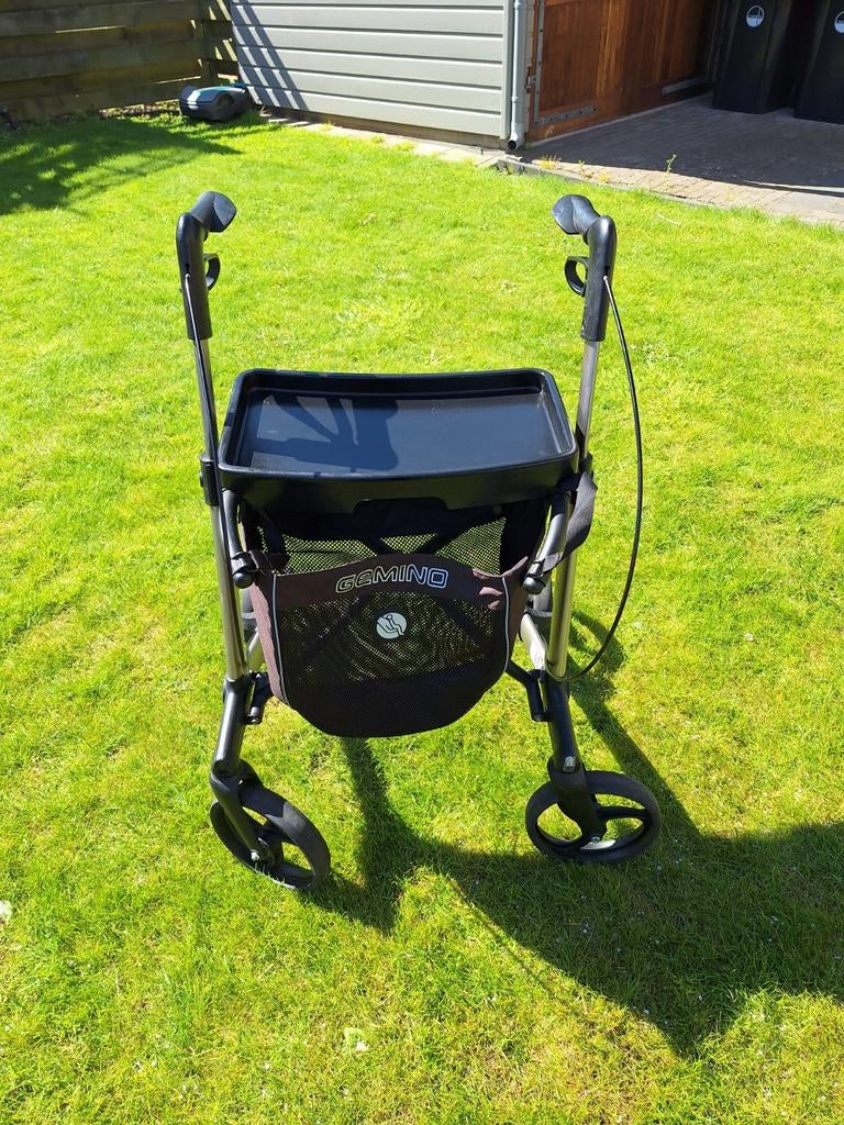 Gemino 30 rollator, Ophalen